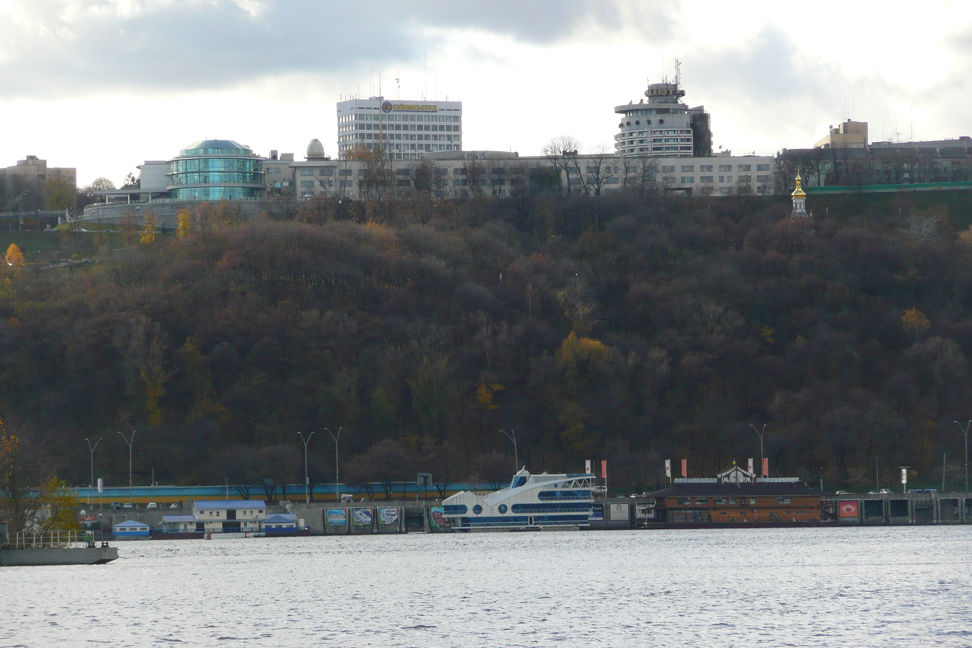 Picture Ukraine Kiev Hydropark 2007-11 50 - Center Hydropark