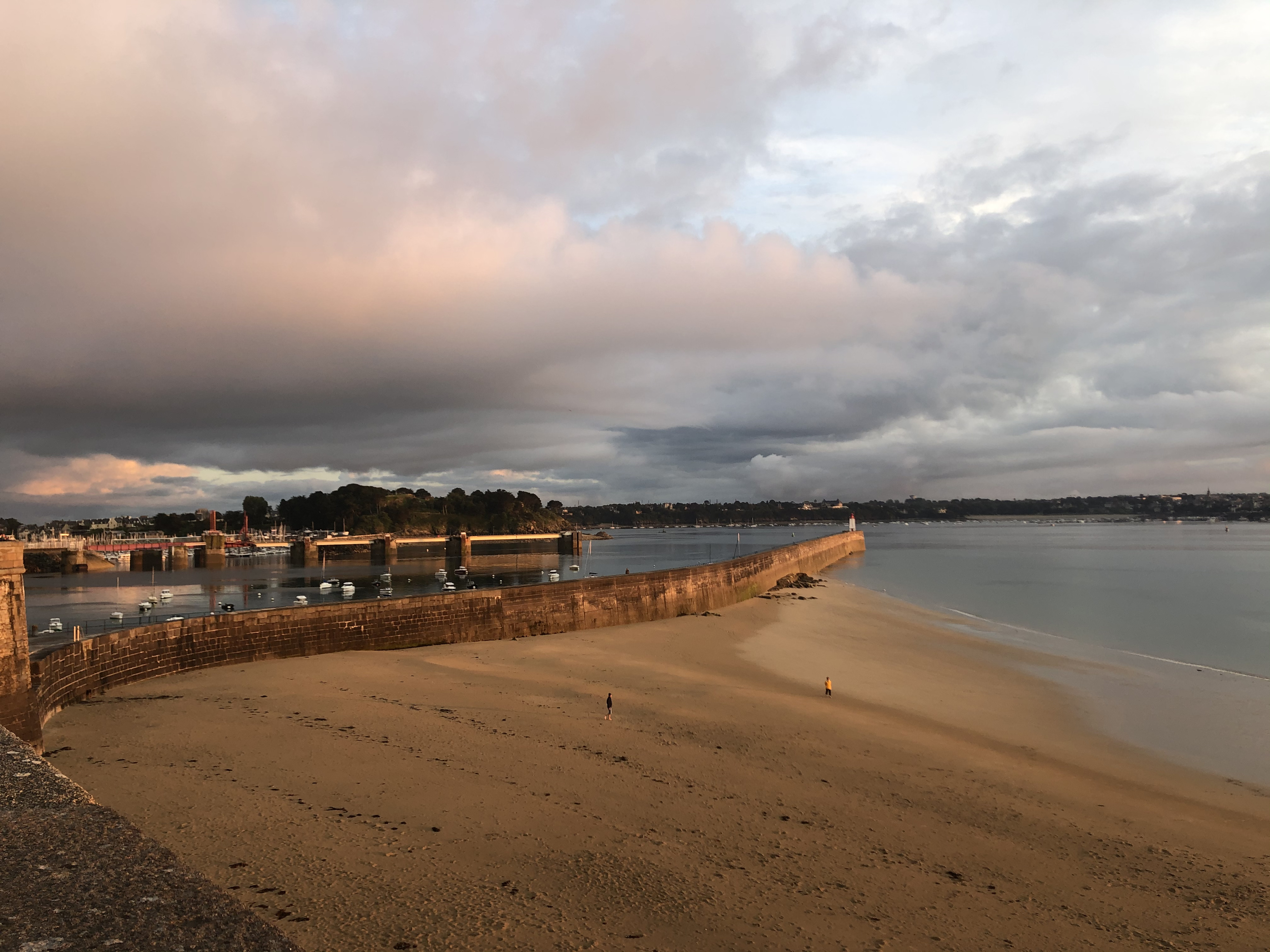 Picture France St Malo 2020-06 41 - Recreation St Malo