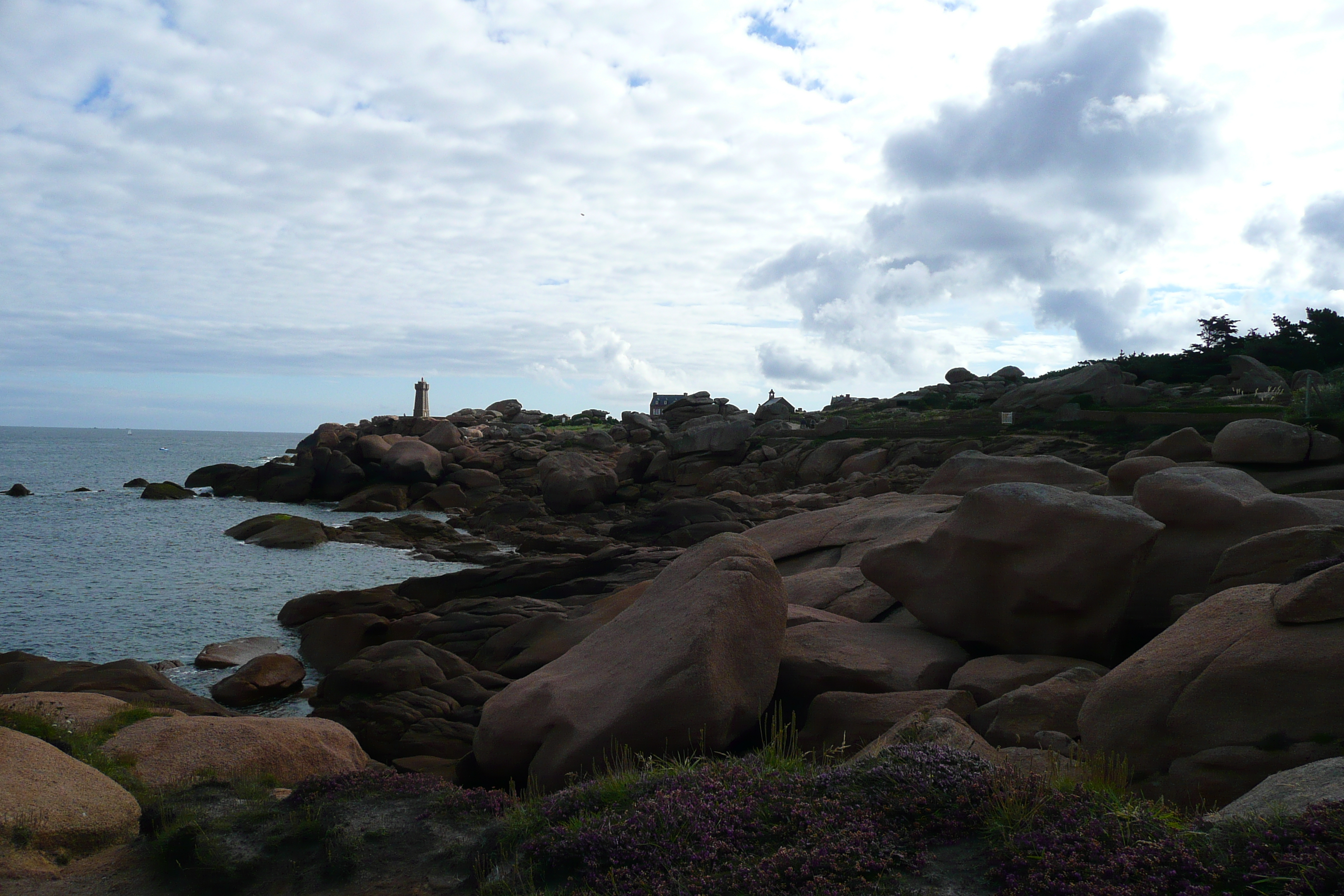 Picture France Perros Guirec Ploumanach 2007-08 136 - Center Ploumanach