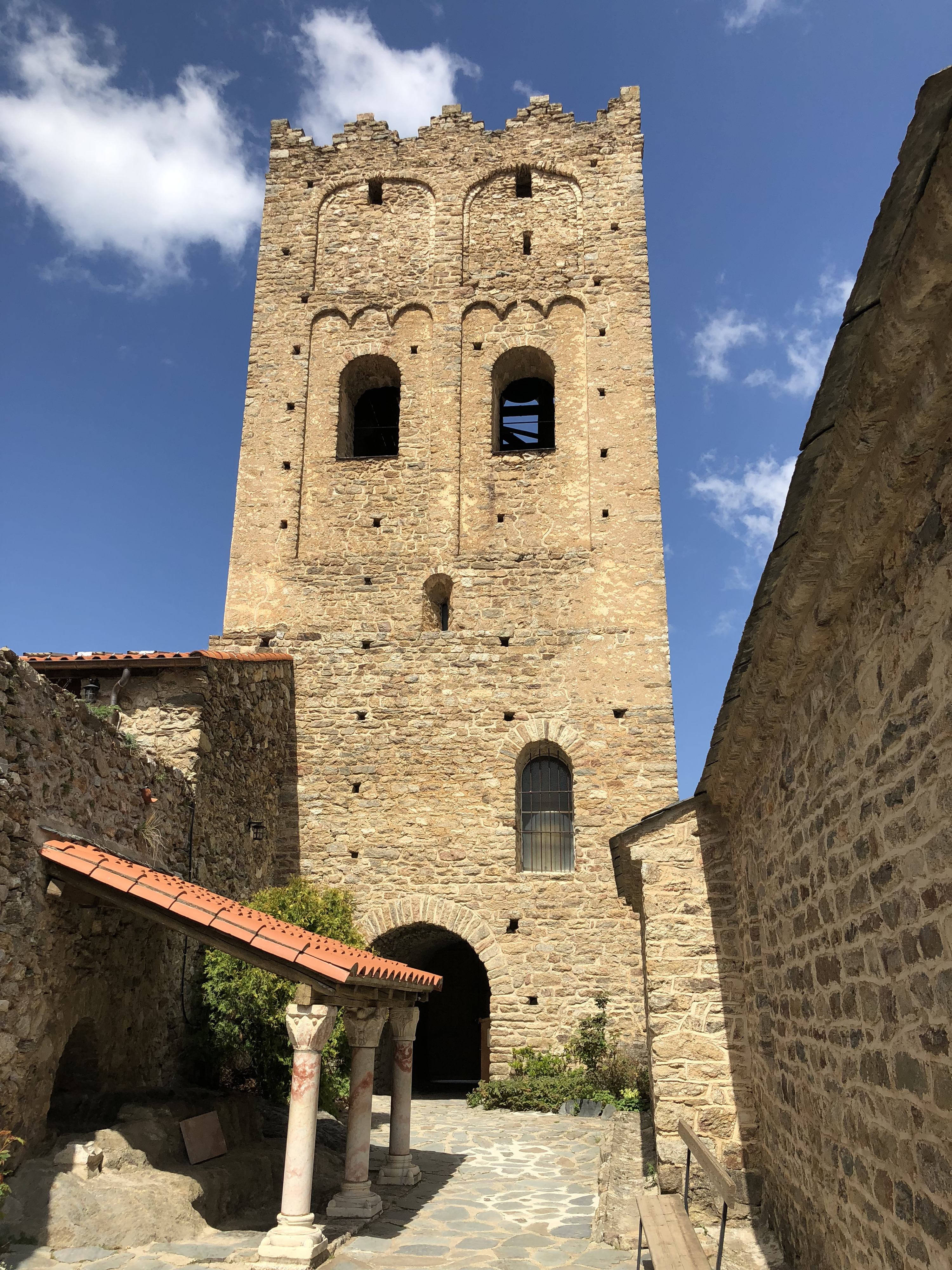 Picture France Abbaye Saint Martin du Canigou 2018-04 87 - Recreation Abbaye Saint Martin du Canigou