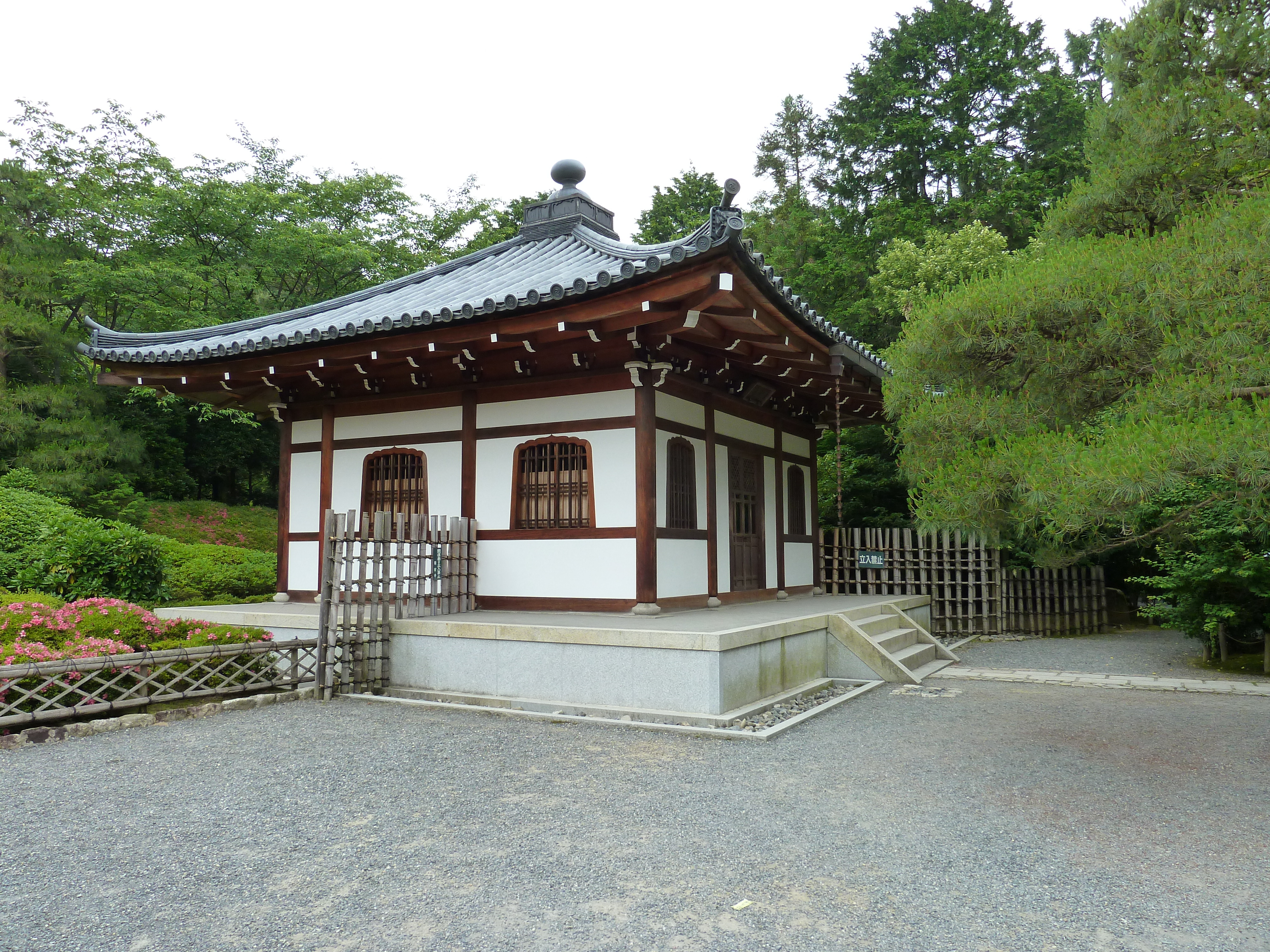 Picture Japan Kyoto Ryoanji Temple 2010-06 80 - Center Ryoanji Temple