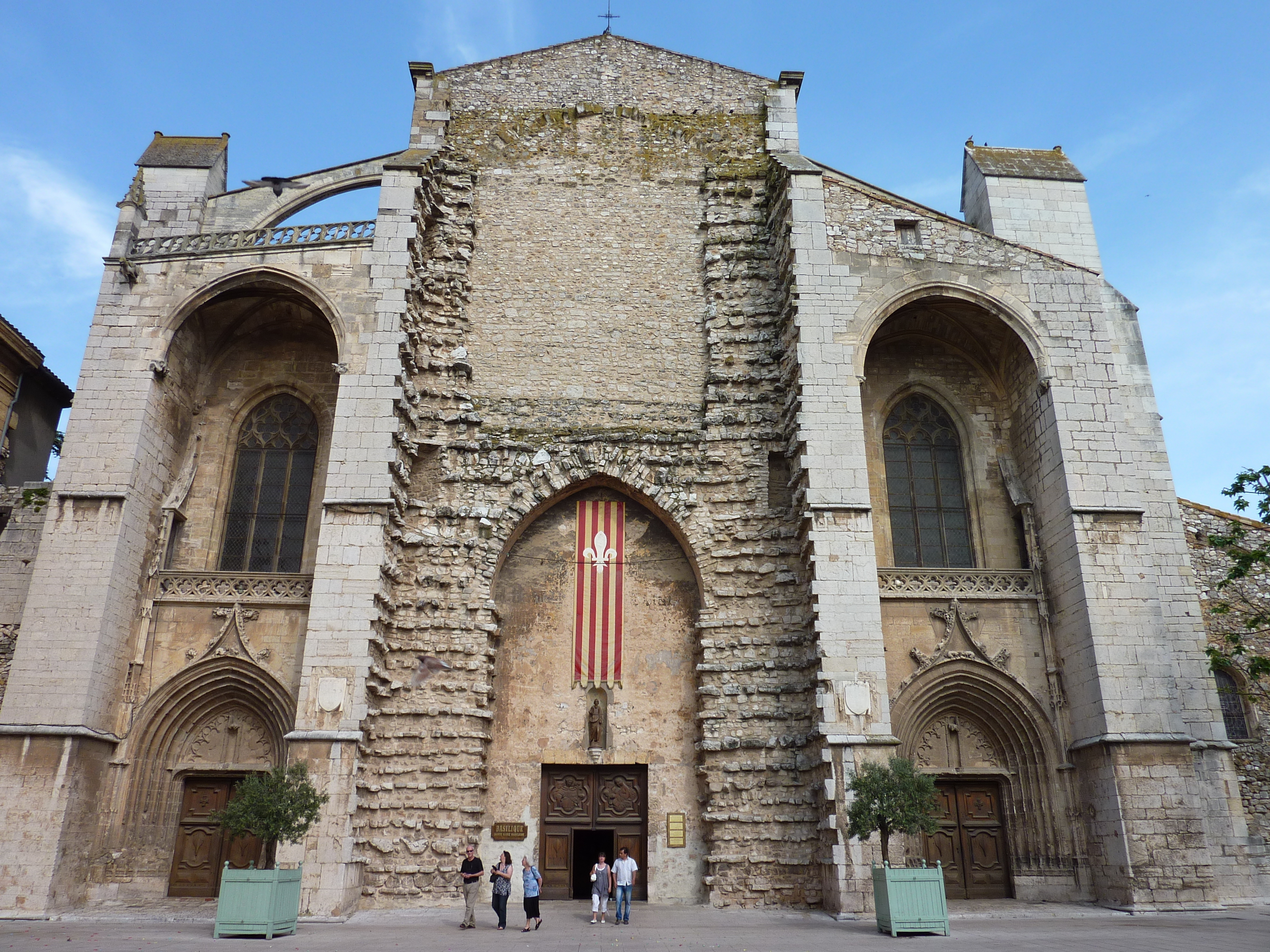 Picture France Saint Maximin la Sainte Baume 2009-05 7 - Tour Saint Maximin la Sainte Baume