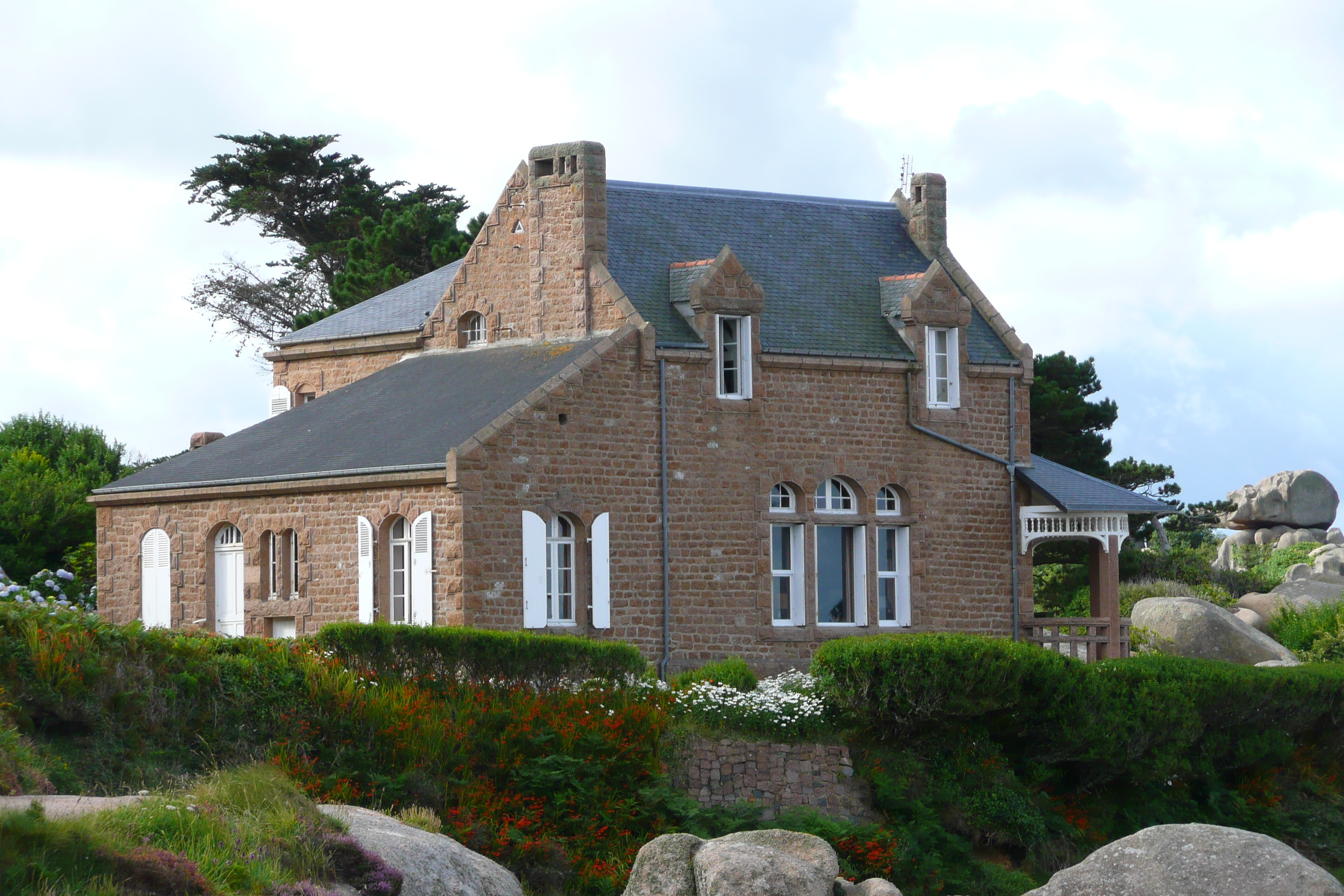 Picture France Perros Guirec Ploumanach 2007-08 16 - History Ploumanach