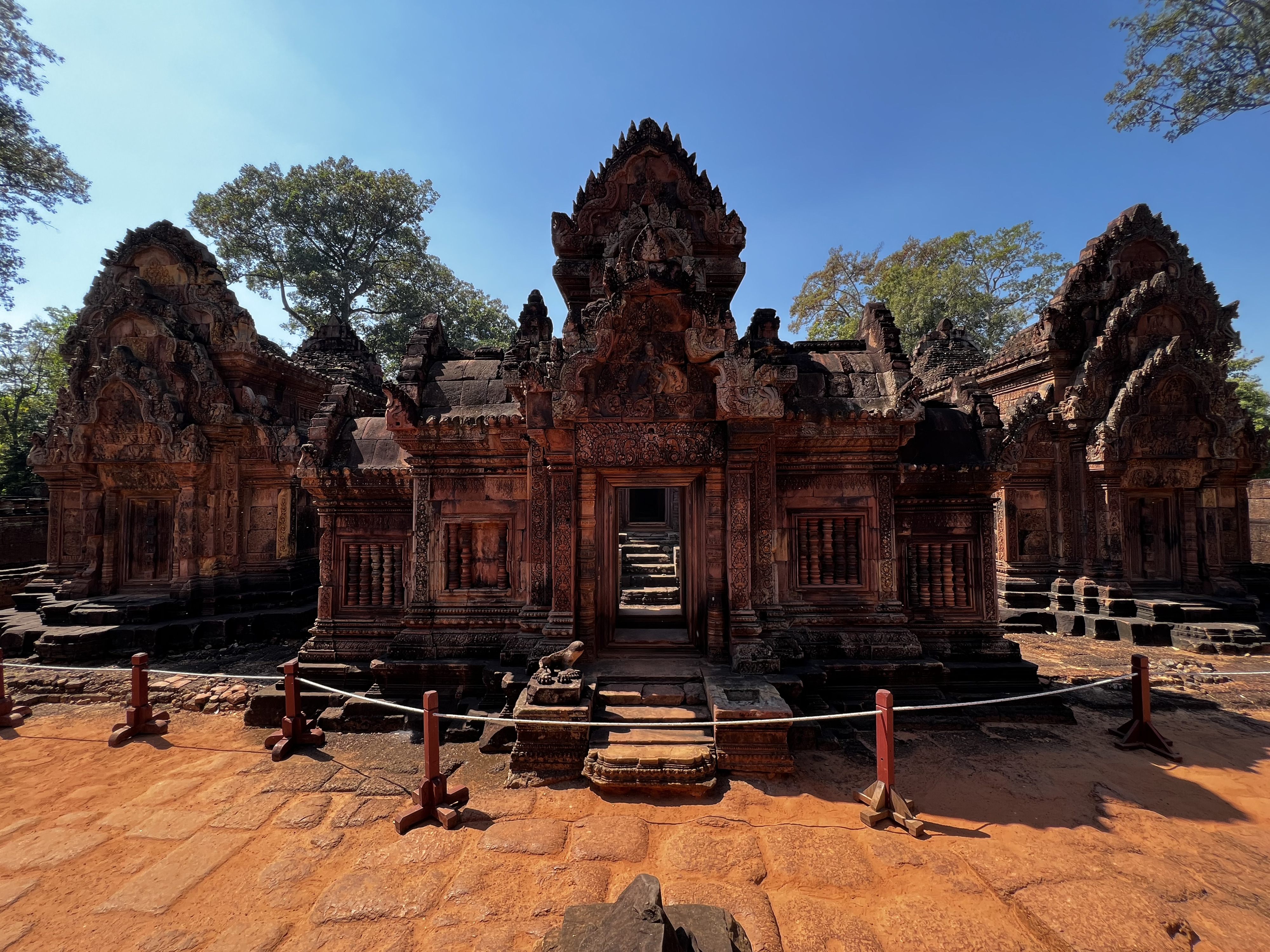 Picture Cambodia Siem Reap ⁨Banteay Srei⁩ 2023-01 56 - Journey ⁨Banteay Srei⁩