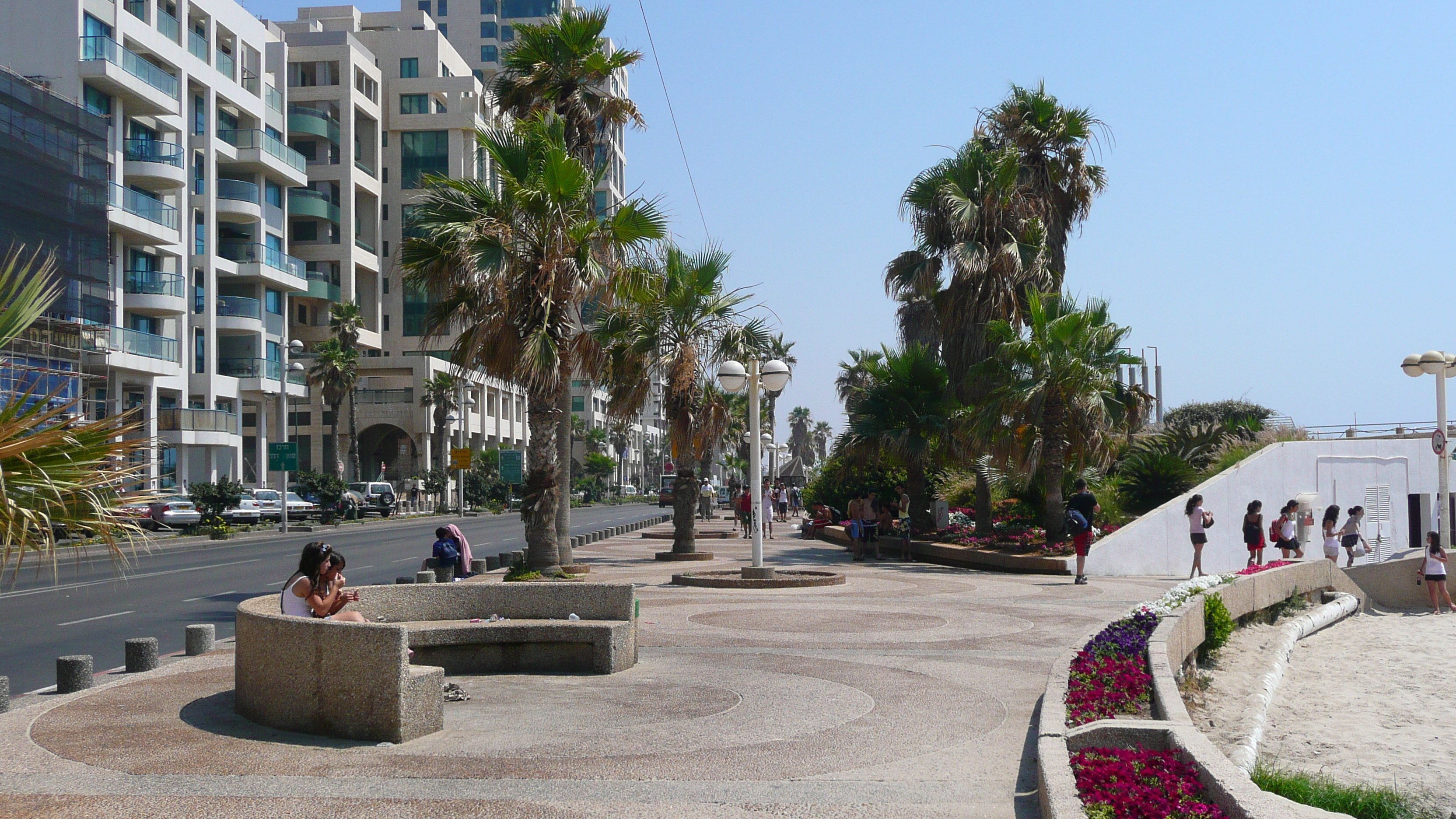 Picture Israel Tel Aviv Tel Aviv Beach 2007-06 7 - Tour Tel Aviv Beach