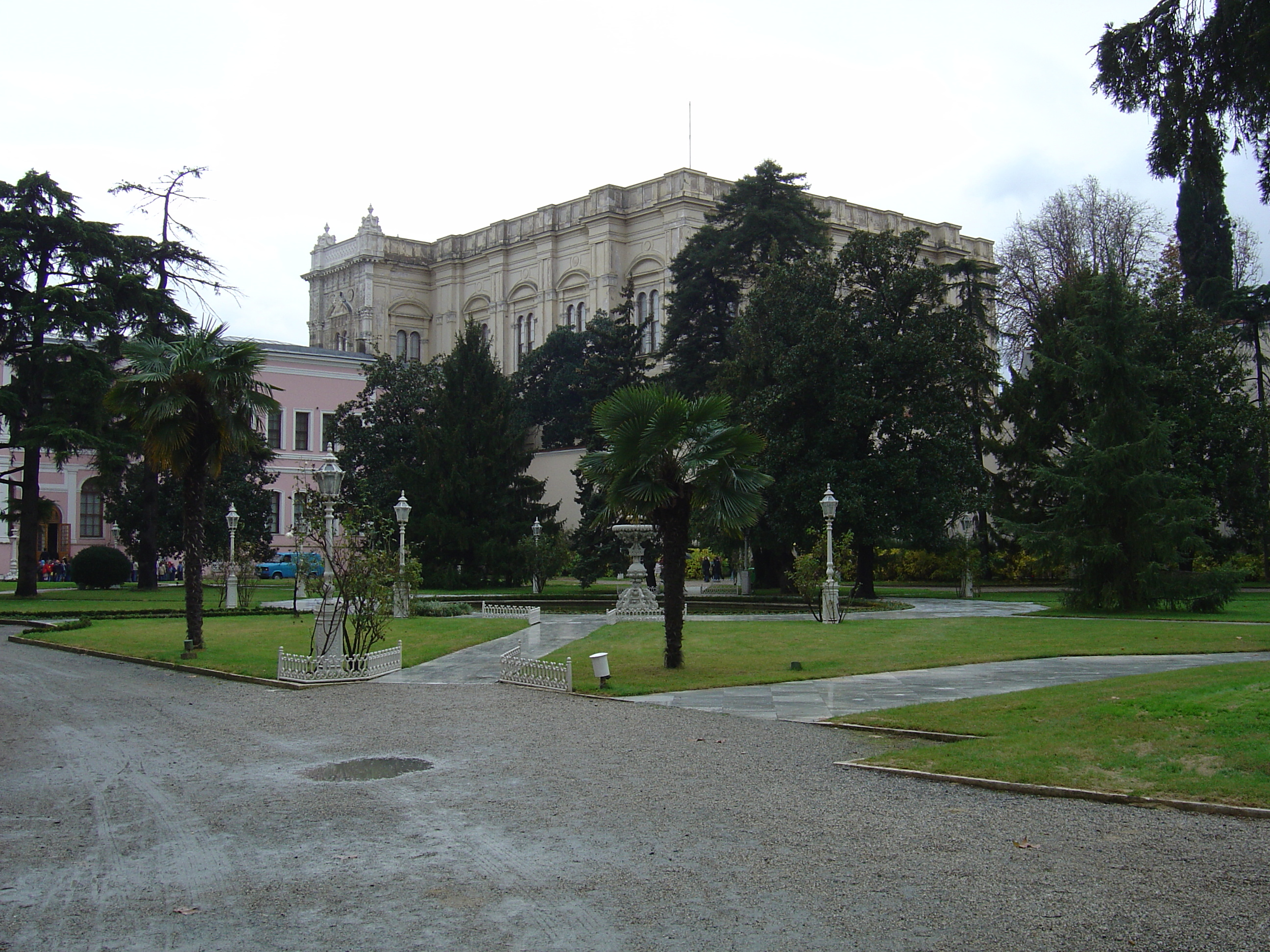 Picture Turkey Istanbul Dolmabahce Palace 2004-12 39 - History Dolmabahce Palace