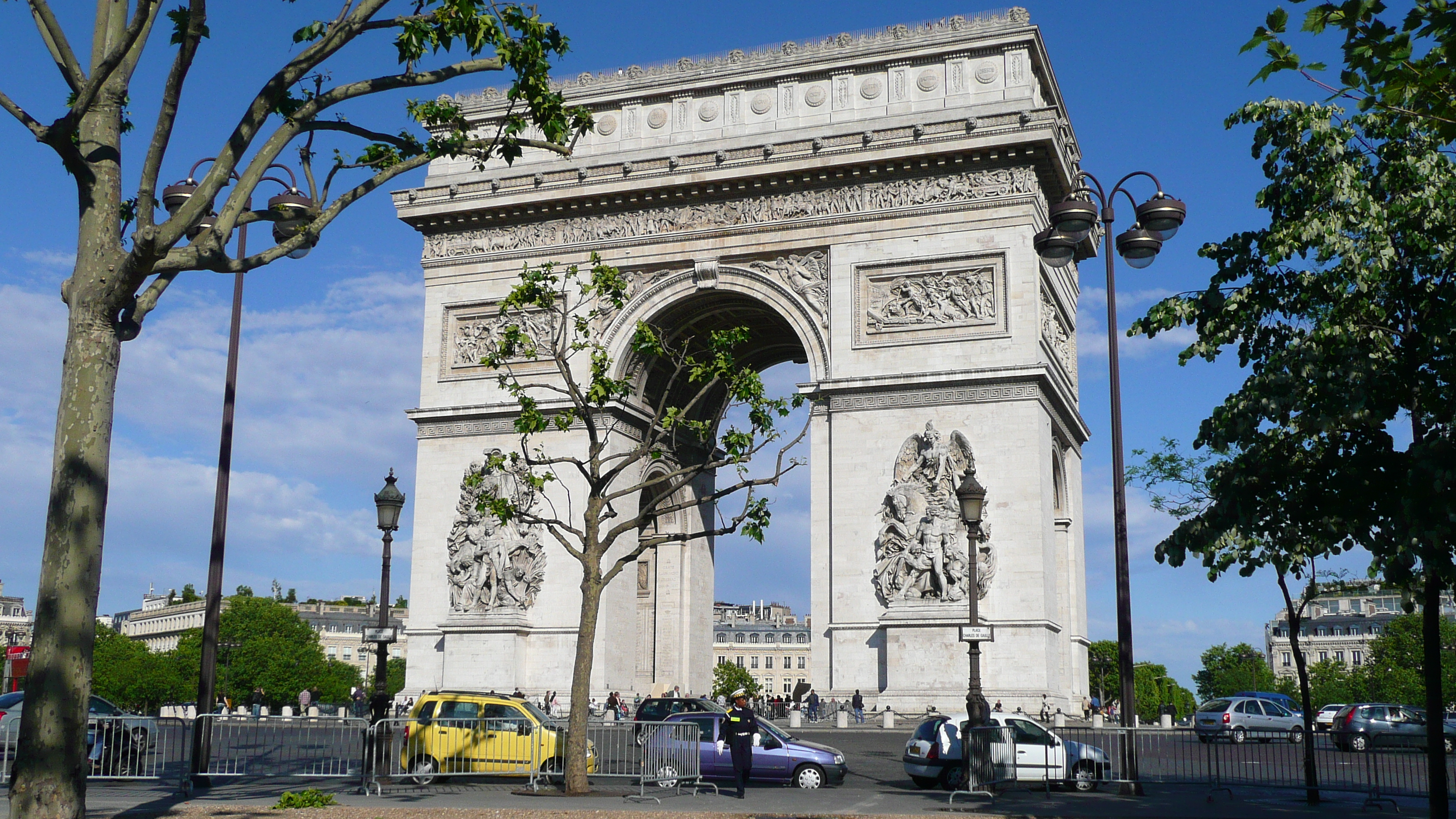 Picture France Paris Etoile and Arc de Triomphe 2007-05 139 - Discovery Etoile and Arc de Triomphe