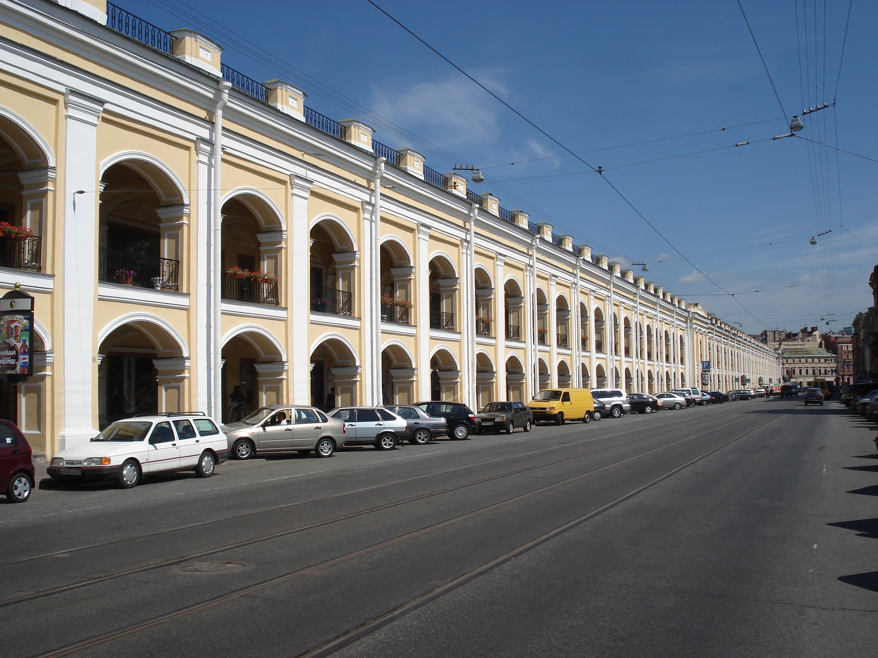 Picture Russia St Petersburg Nevsky Departement Store 2006-07 11 - Tours Nevsky Departement Store