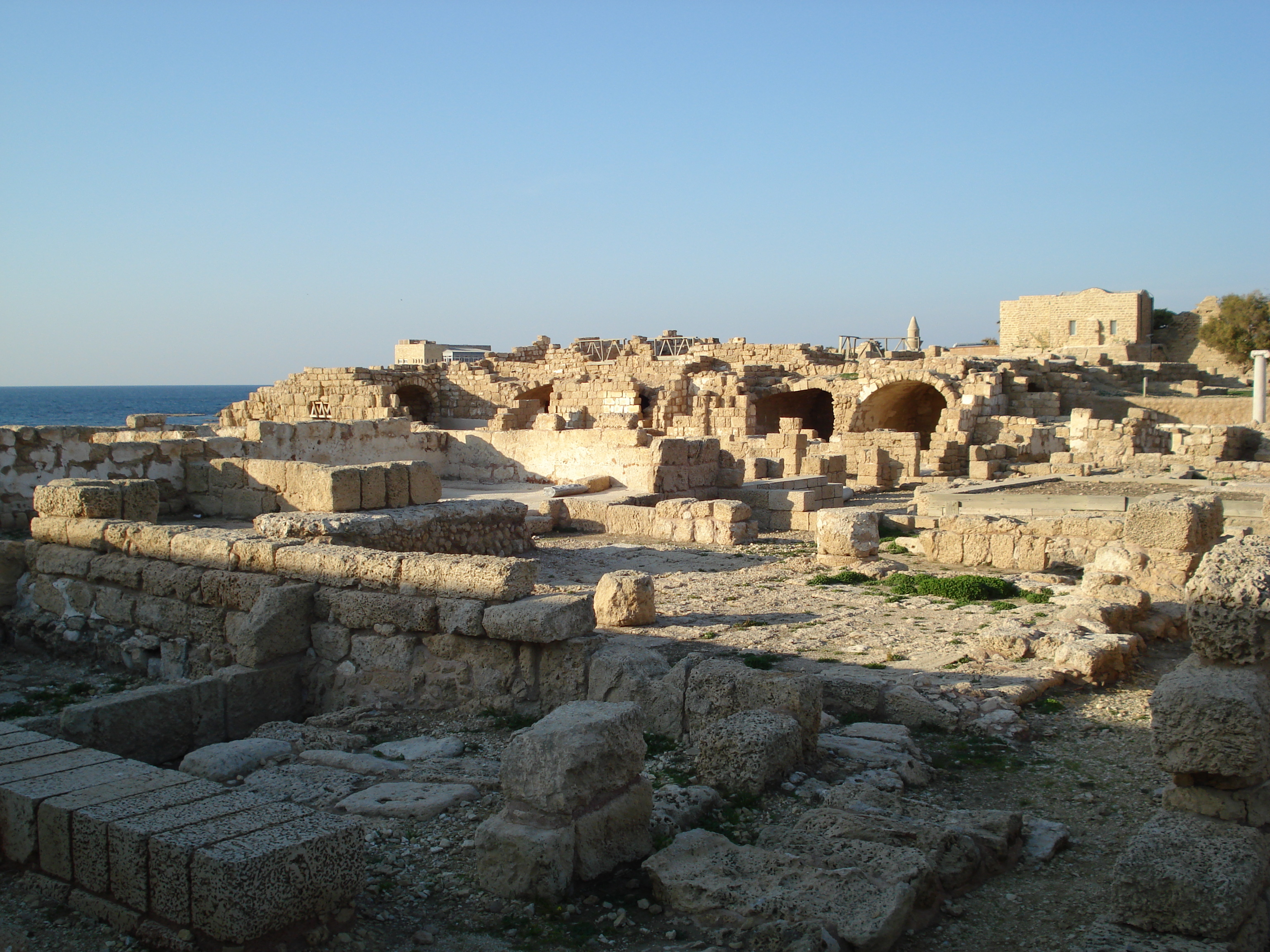 Picture Israel Caesarea 2006-12 41 - Center Caesarea