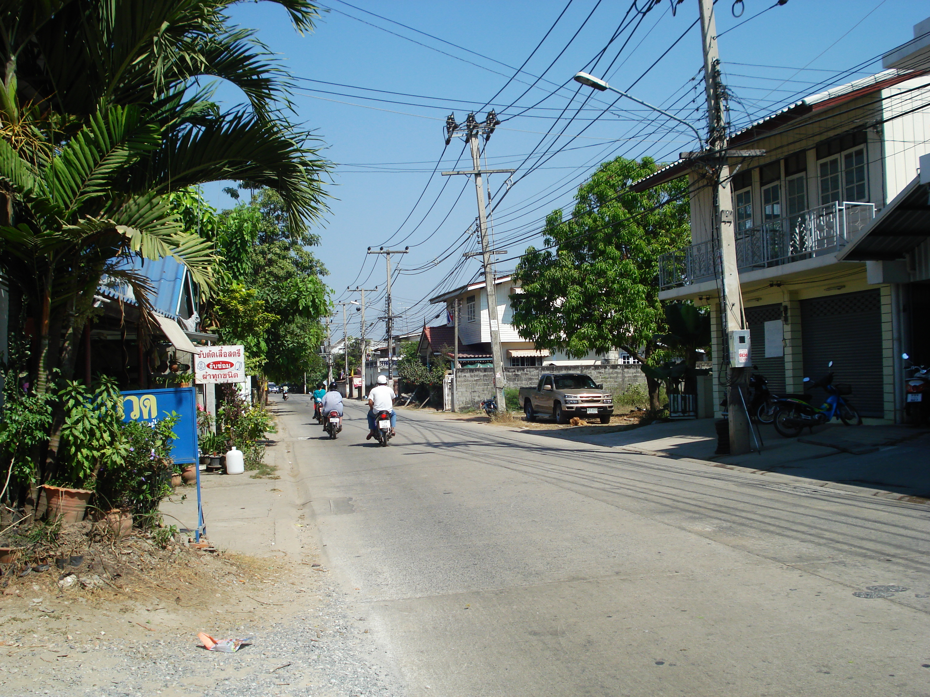 Picture Thailand Phitsanulok Singhawat Road 2008-01 32 - Journey Singhawat Road