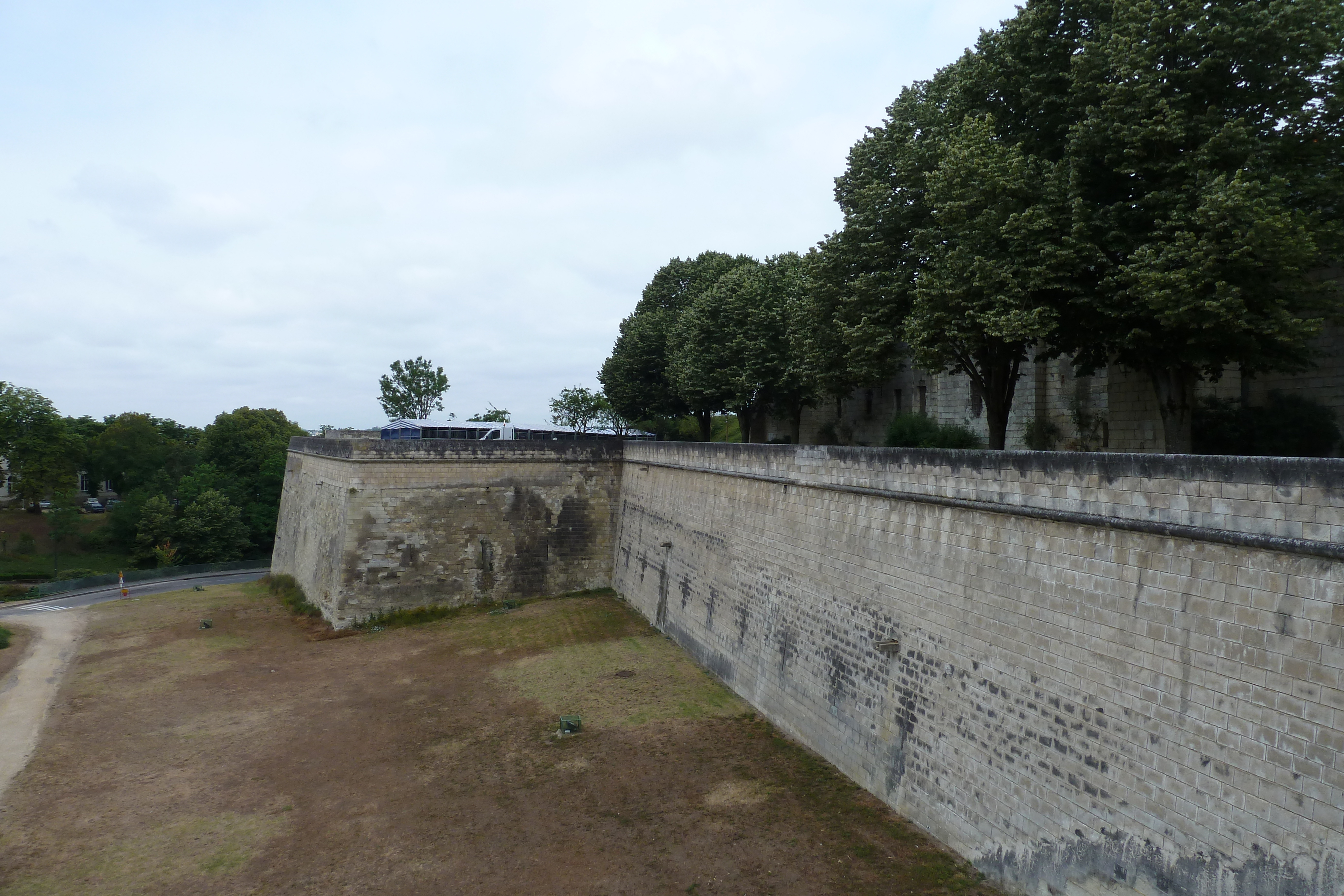 Picture France Saumur 2011-05 60 - Tour Saumur