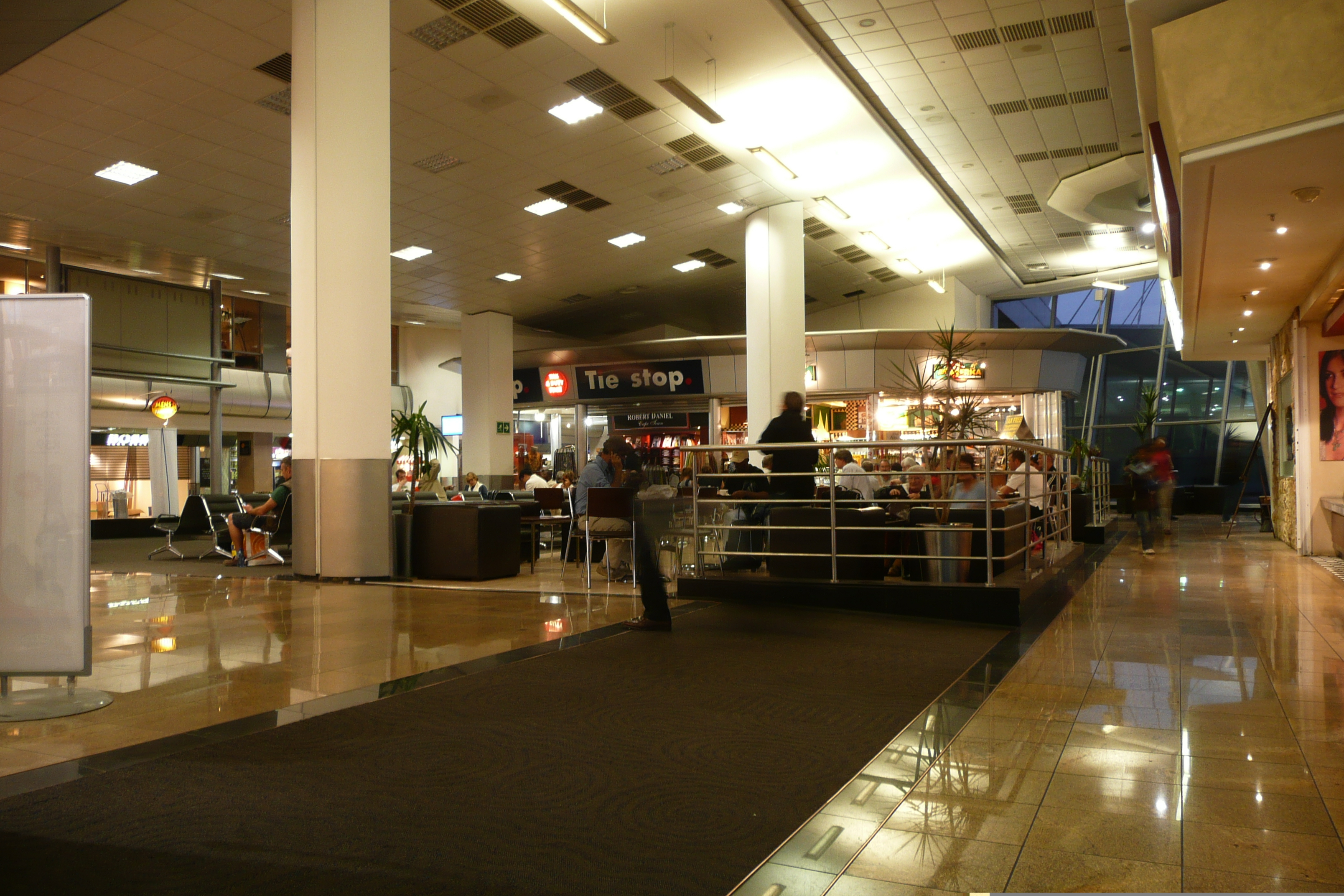 Picture South Africa Johannesburg Tambo Airport 2008-09 0 - History Tambo Airport