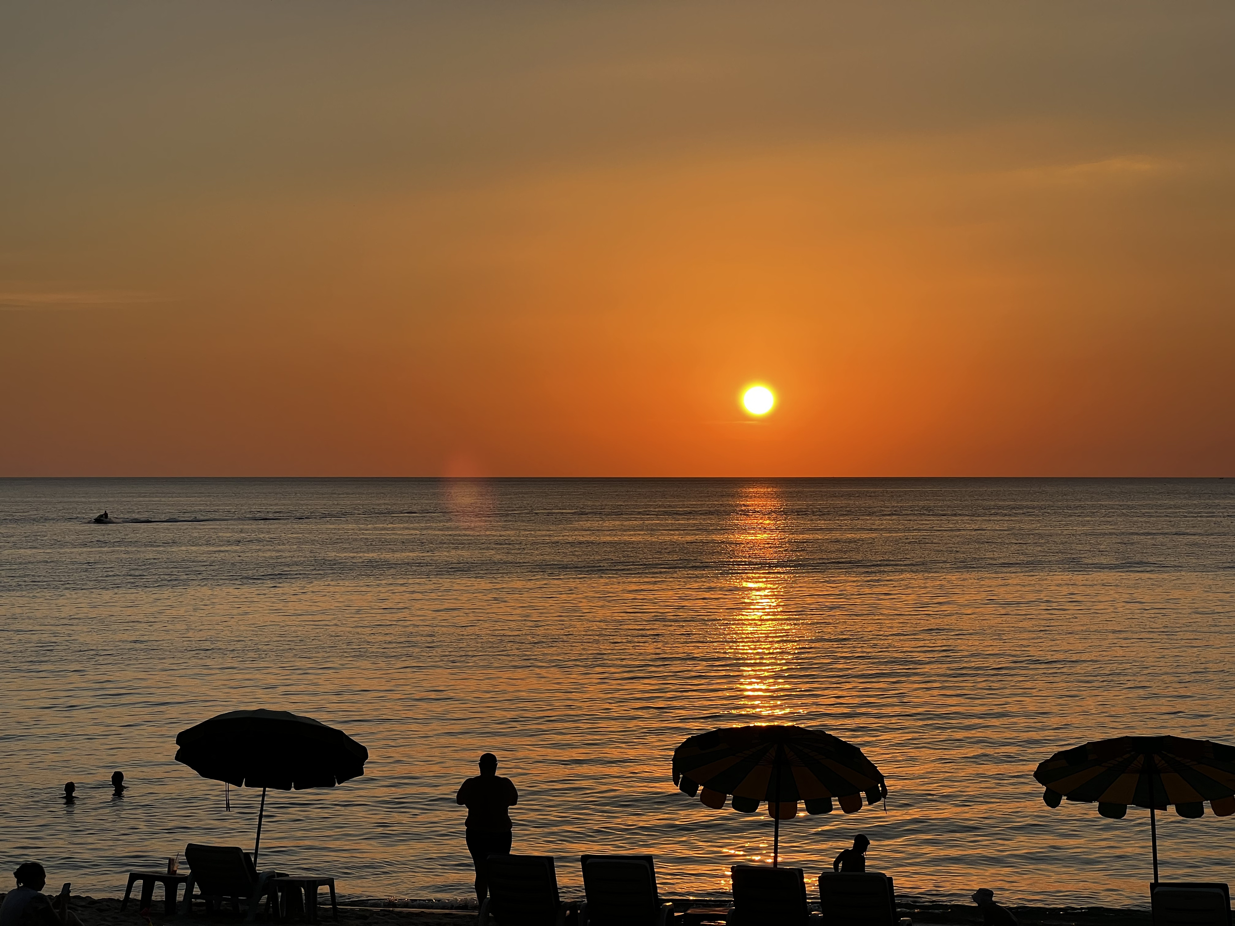 Picture Thailand Phuket Surin Beach 2021-12 46 - Tour Surin Beach