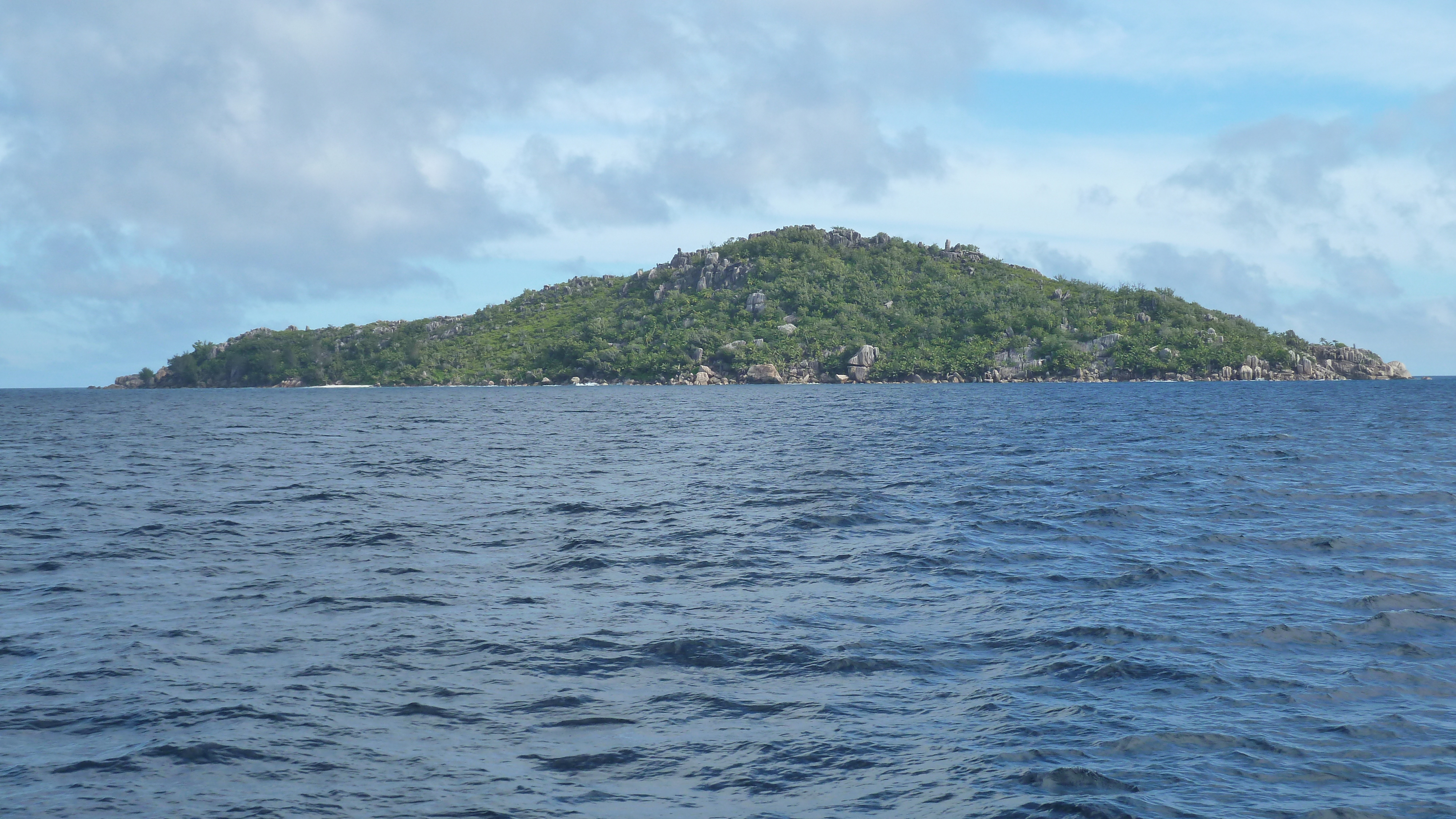 Picture Seychelles Petite Soeur 2011-10 21 - Tours Petite Soeur