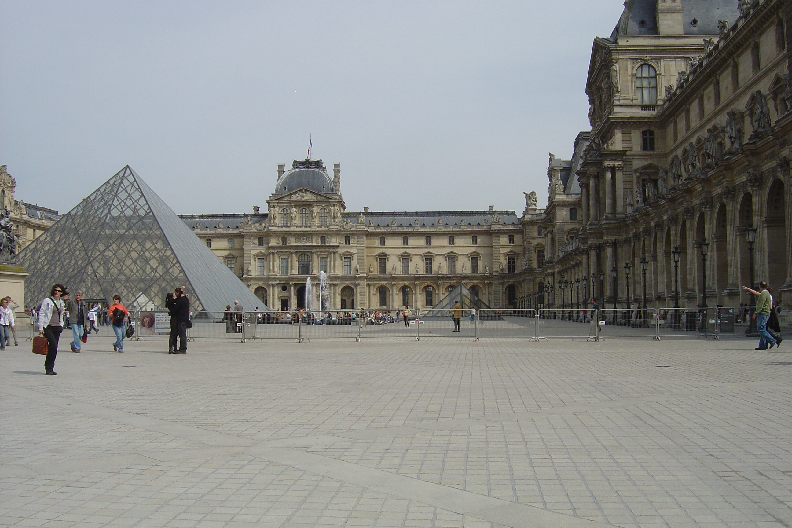 Picture France Paris Louvre 2007-05 51 - Tours Louvre