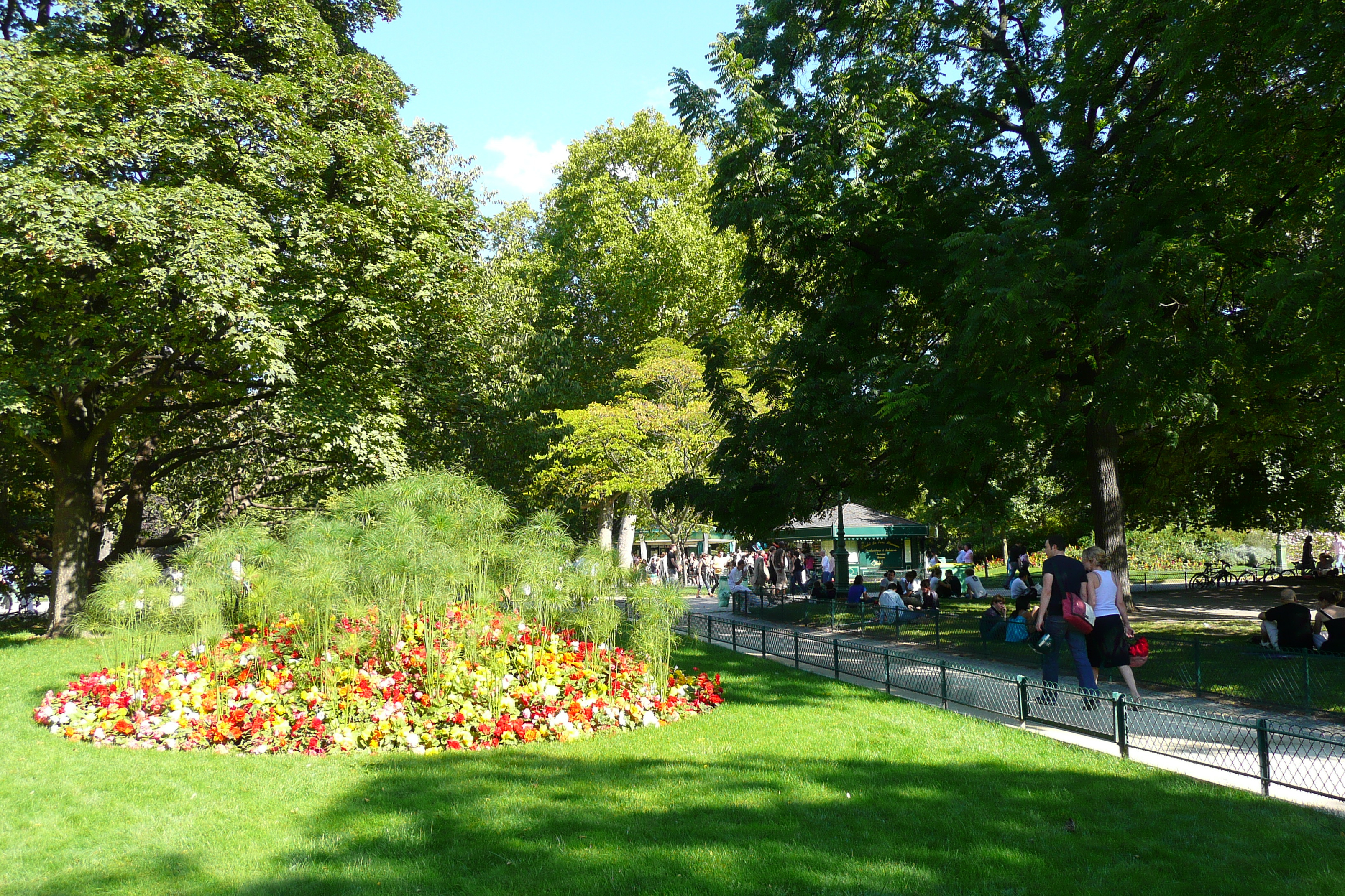 Picture France Paris Monceau Garden 2007-09 7 - Tours Monceau Garden