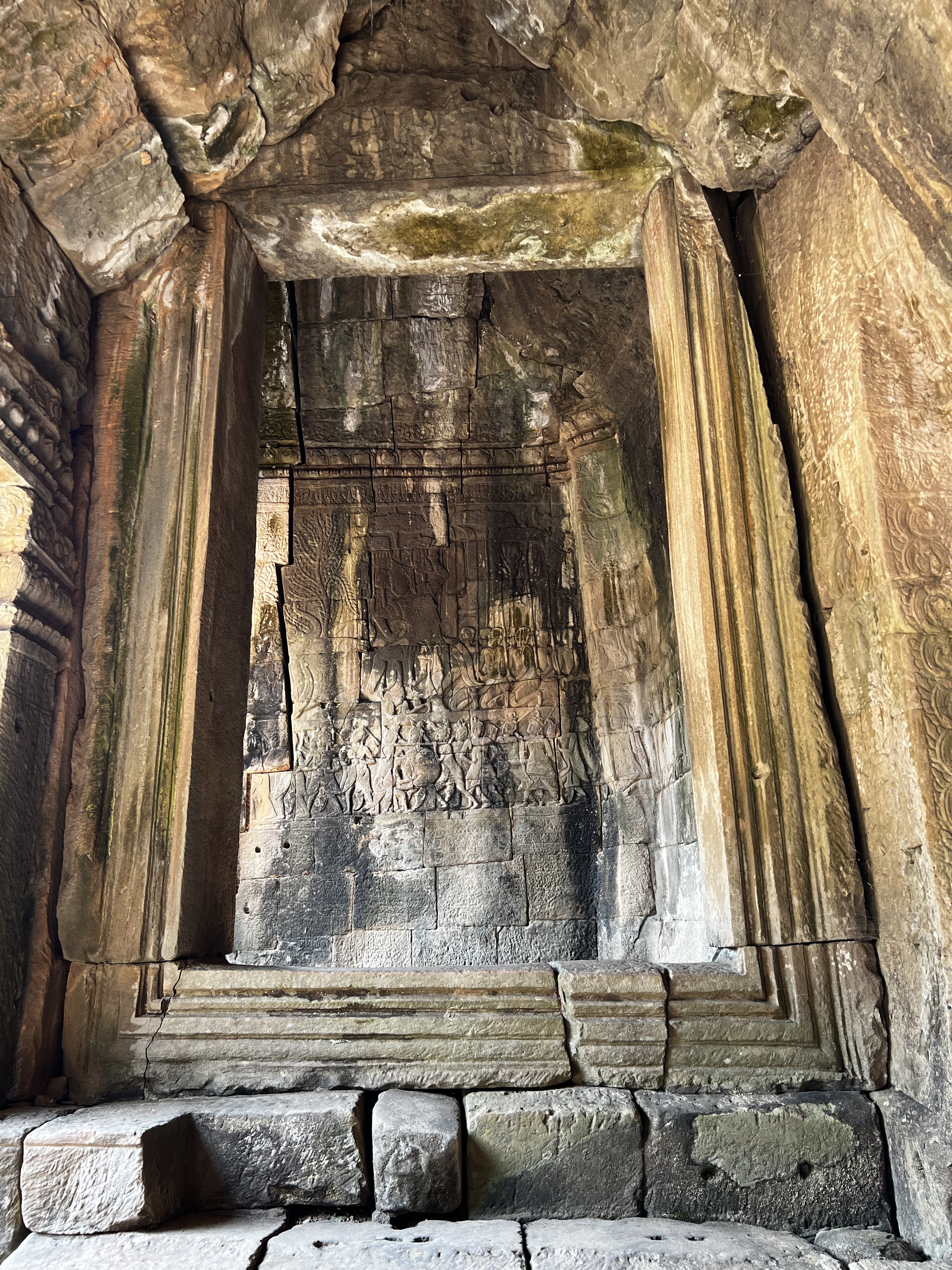 Picture Cambodia Siem Reap Bayon 2023-01 24 - Around Bayon