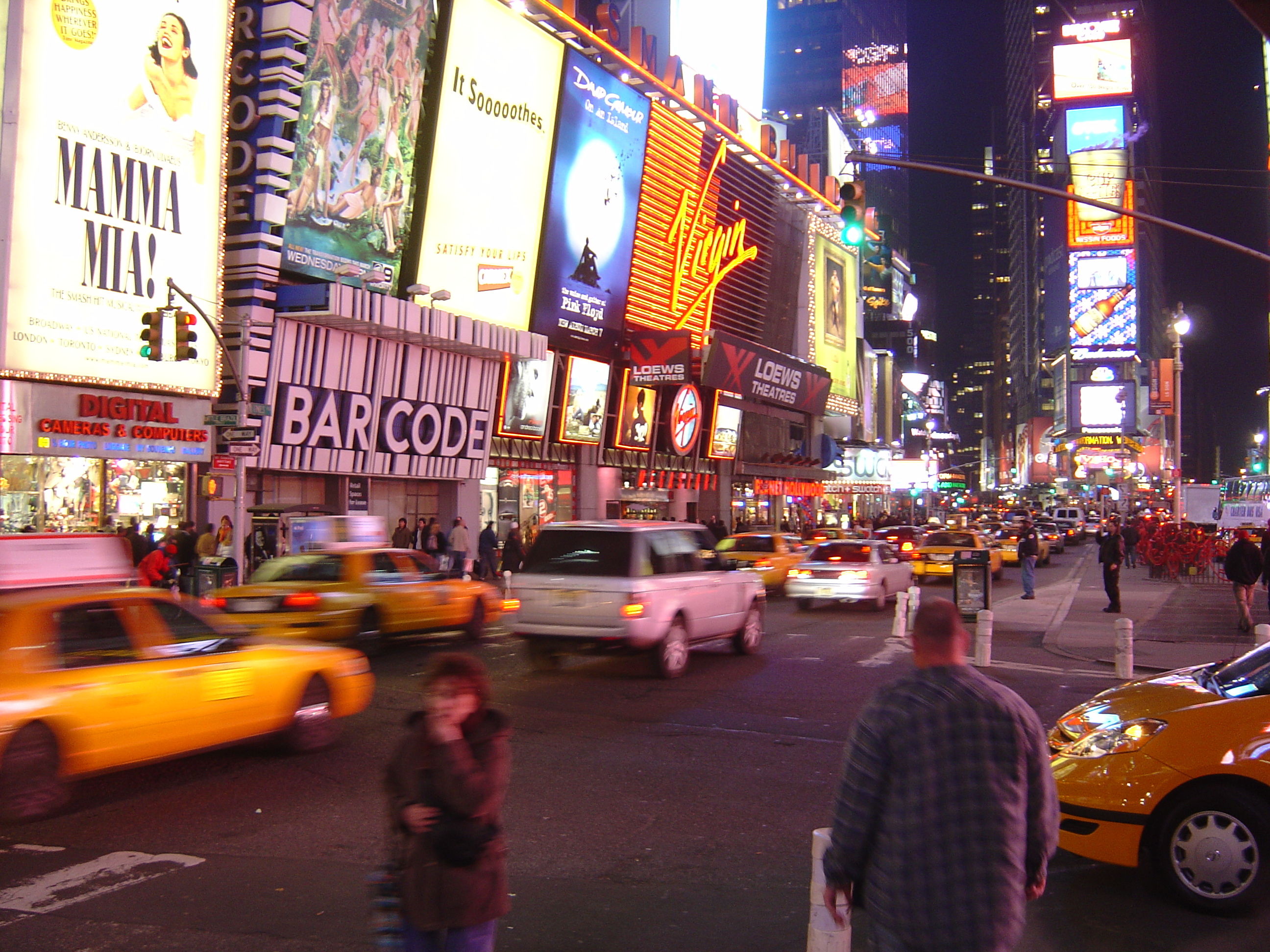 Picture United States New York Time Square 2006-03 56 - Center Time Square