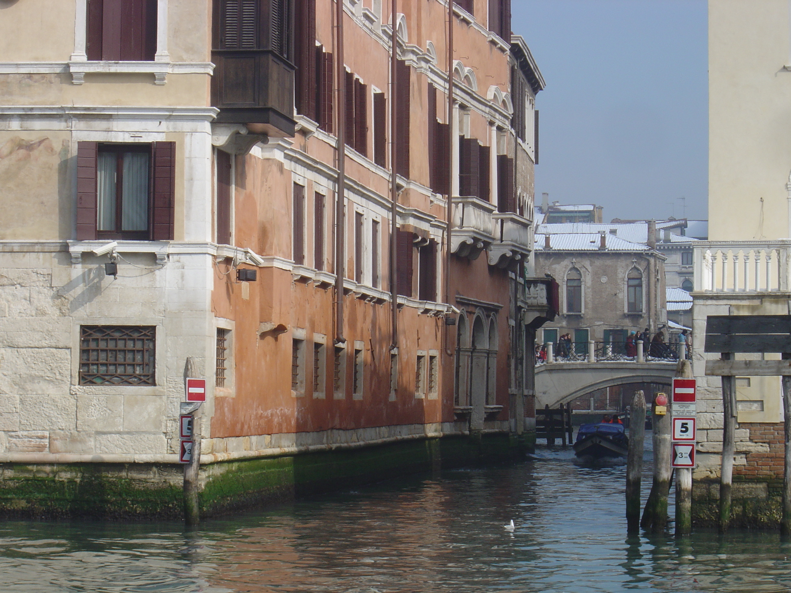 Picture Italy Venice 2005-03 58 - Around Venice