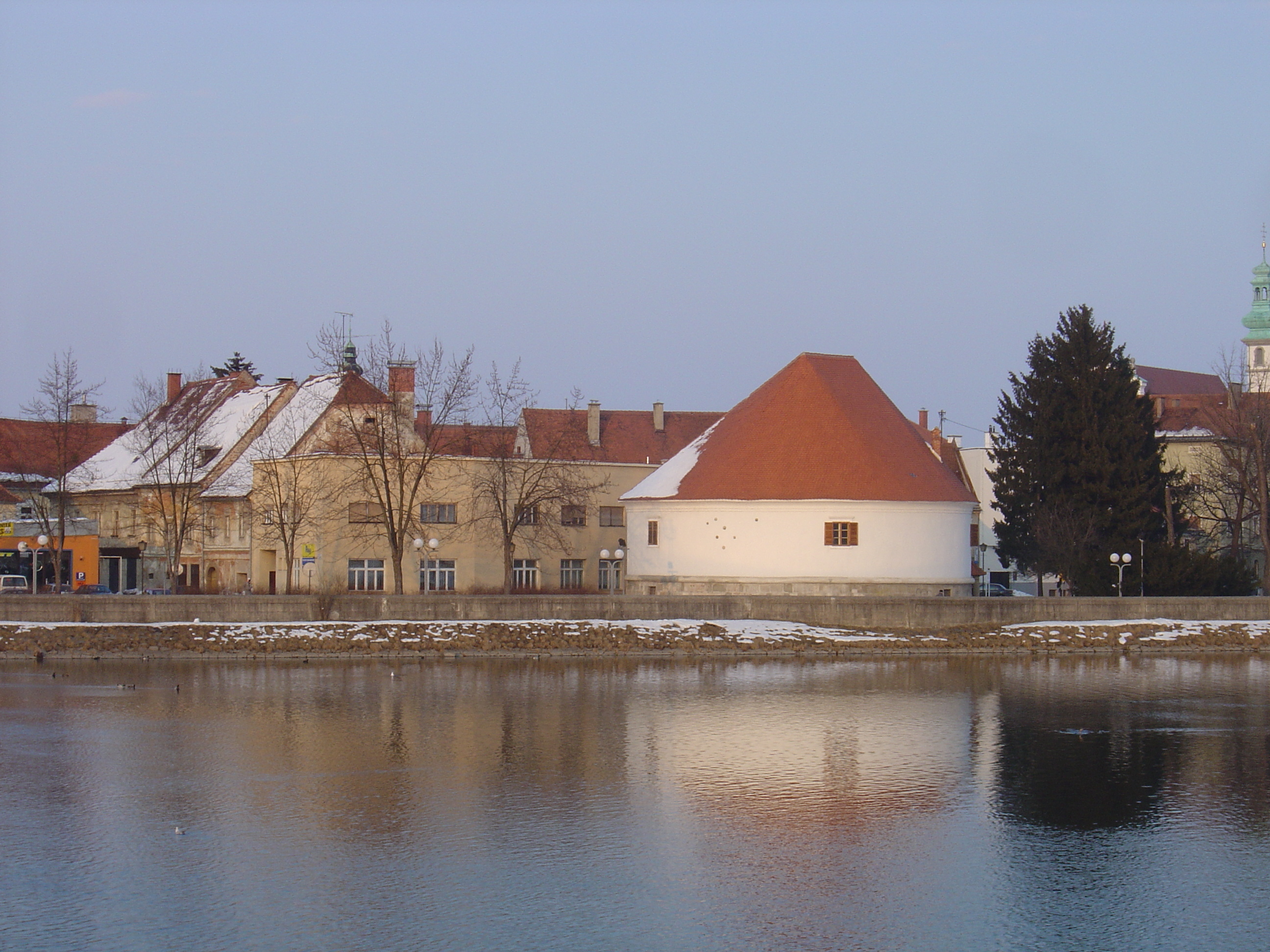 Picture Slovenia Ptuj 2005-03 10 - History Ptuj