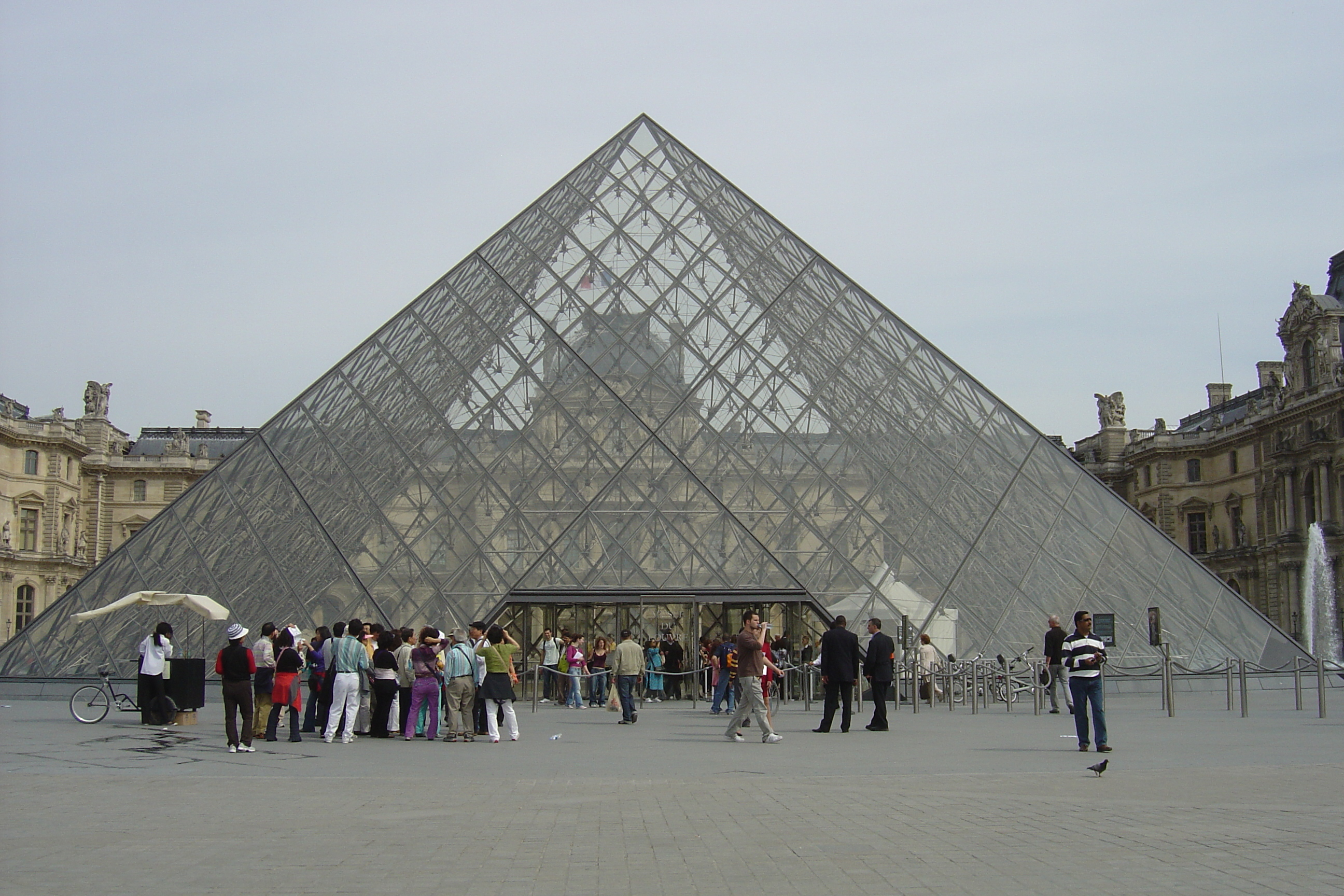 Picture France Paris Louvre 2007-05 0 - Around Louvre