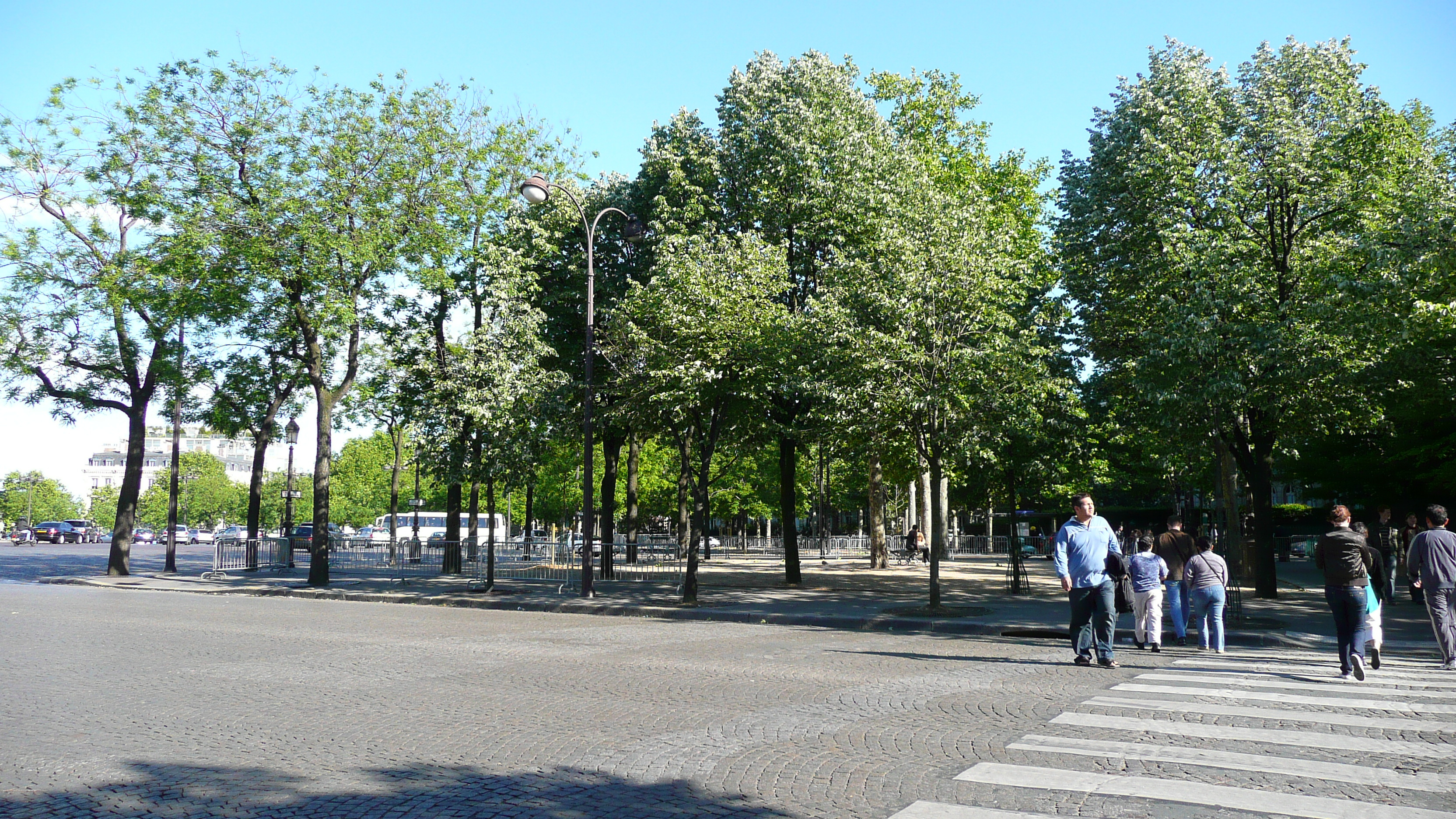 Picture France Paris Etoile and Arc de Triomphe 2007-05 125 - Tours Etoile and Arc de Triomphe