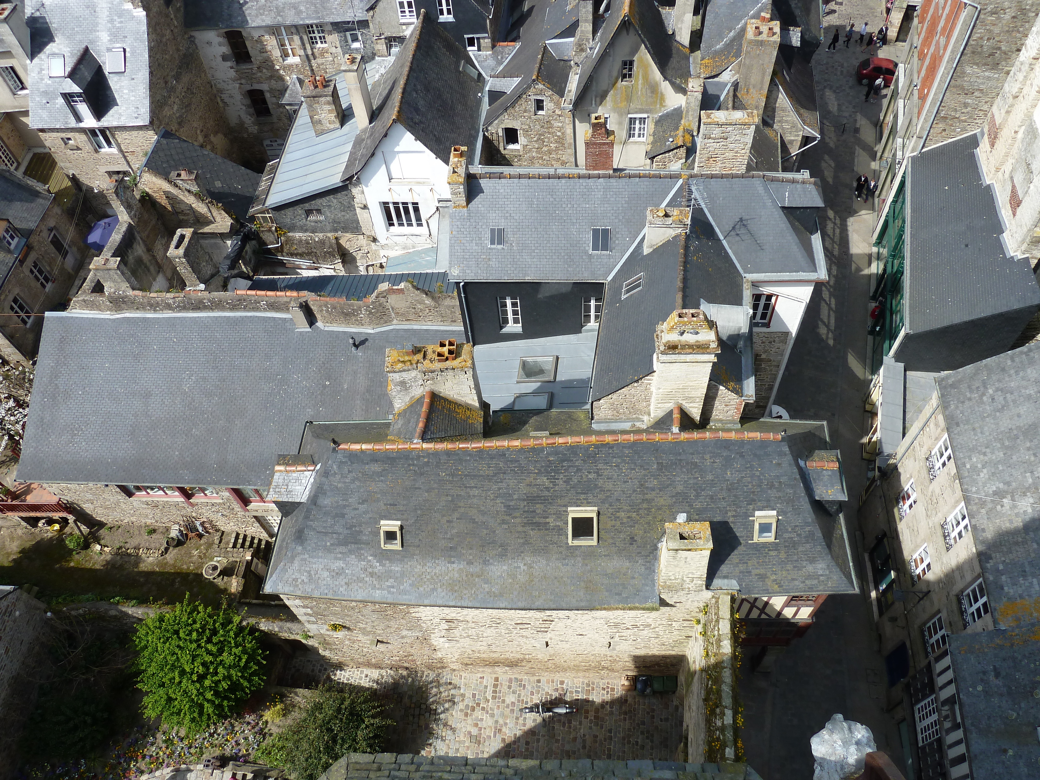 Picture France Dinan Dinan clock tower 2010-04 20 - Discovery Dinan clock tower