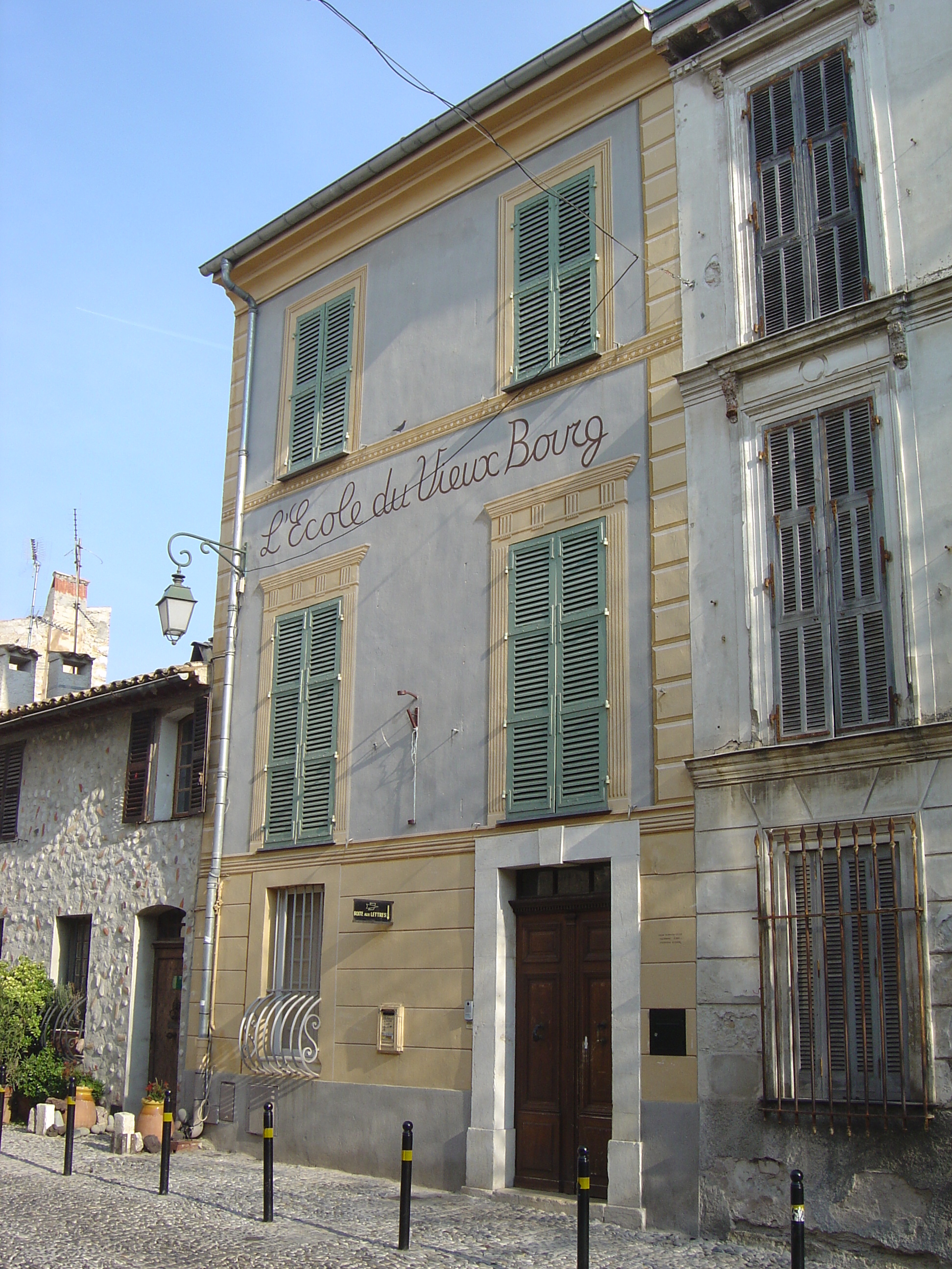 Picture France Les Hauts de Cagnes 2006-01 34 - Tours Les Hauts de Cagnes