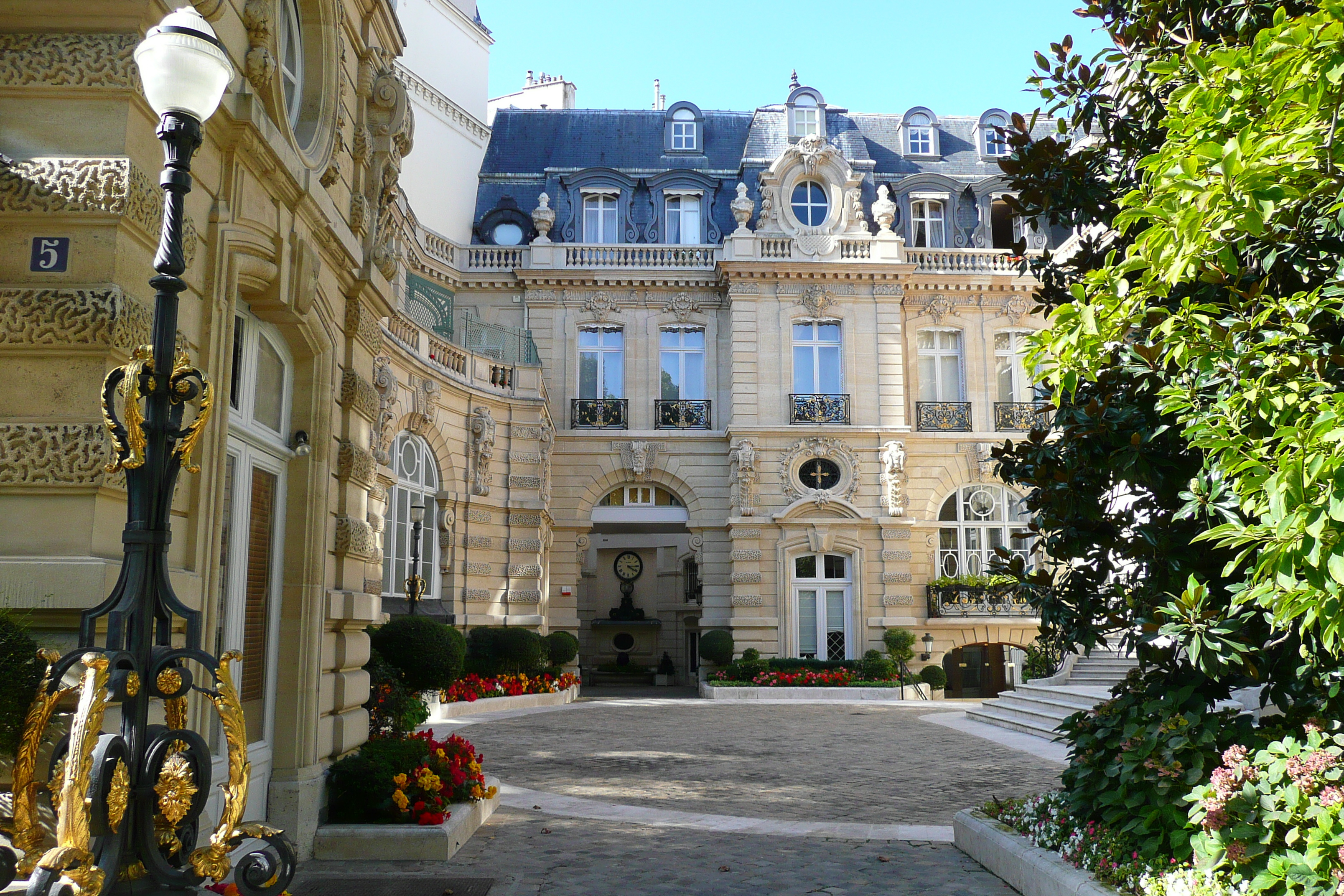 Picture France Paris Monceau Garden 2007-09 22 - Discovery Monceau Garden