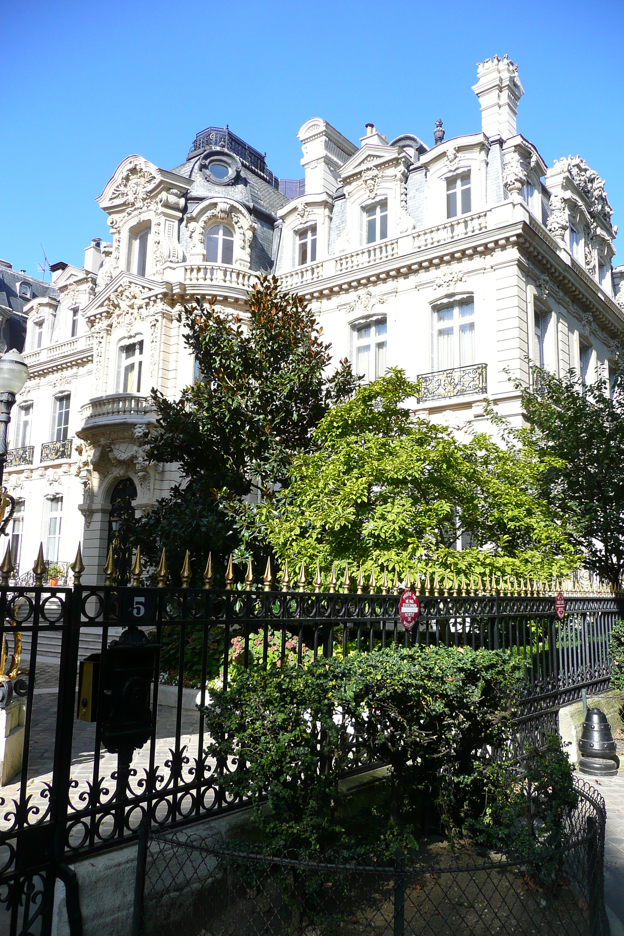 Picture France Paris Monceau Garden 2007-09 19 - Tours Monceau Garden