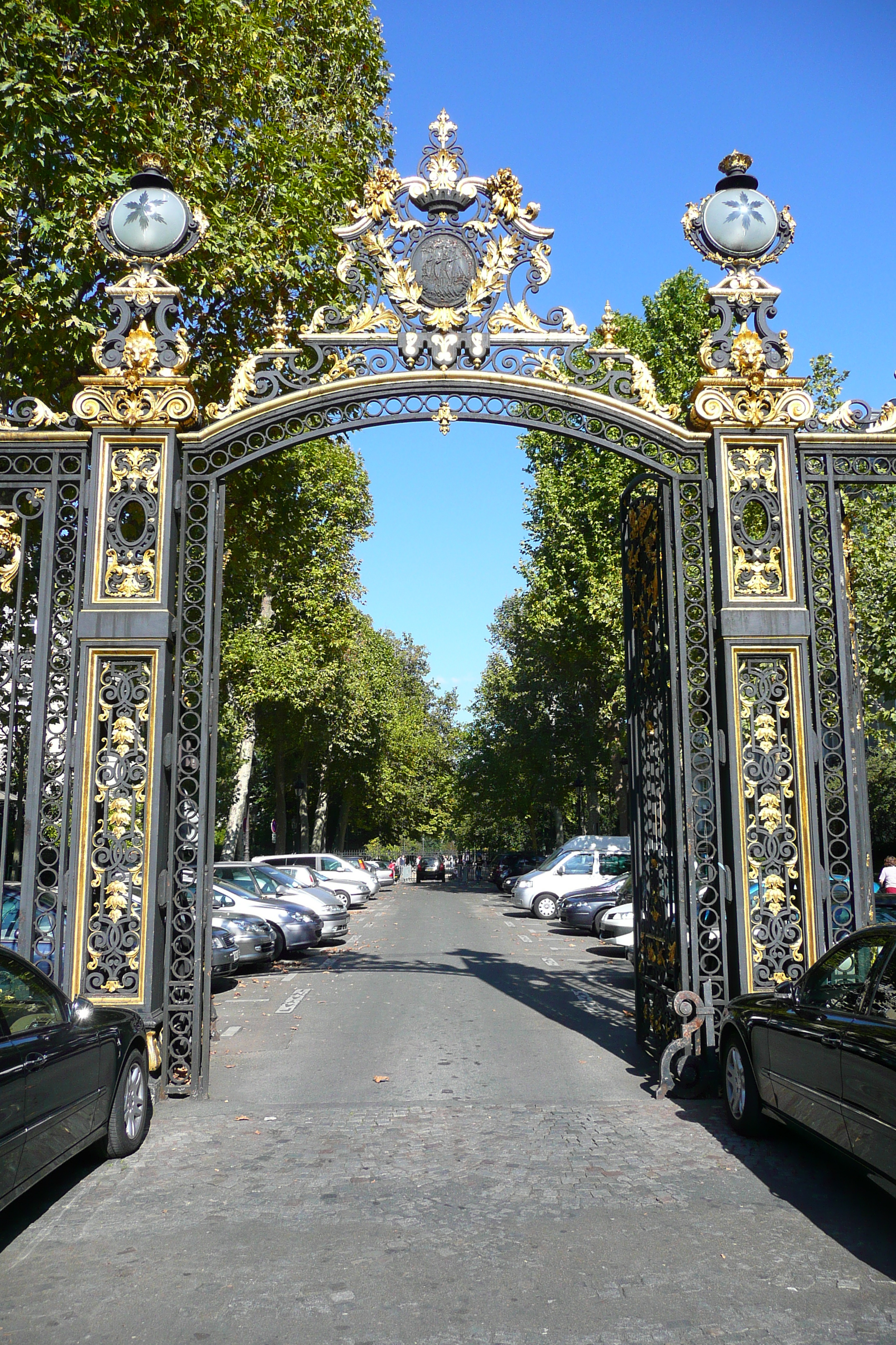 Picture France Paris Monceau Garden 2007-09 0 - Around Monceau Garden