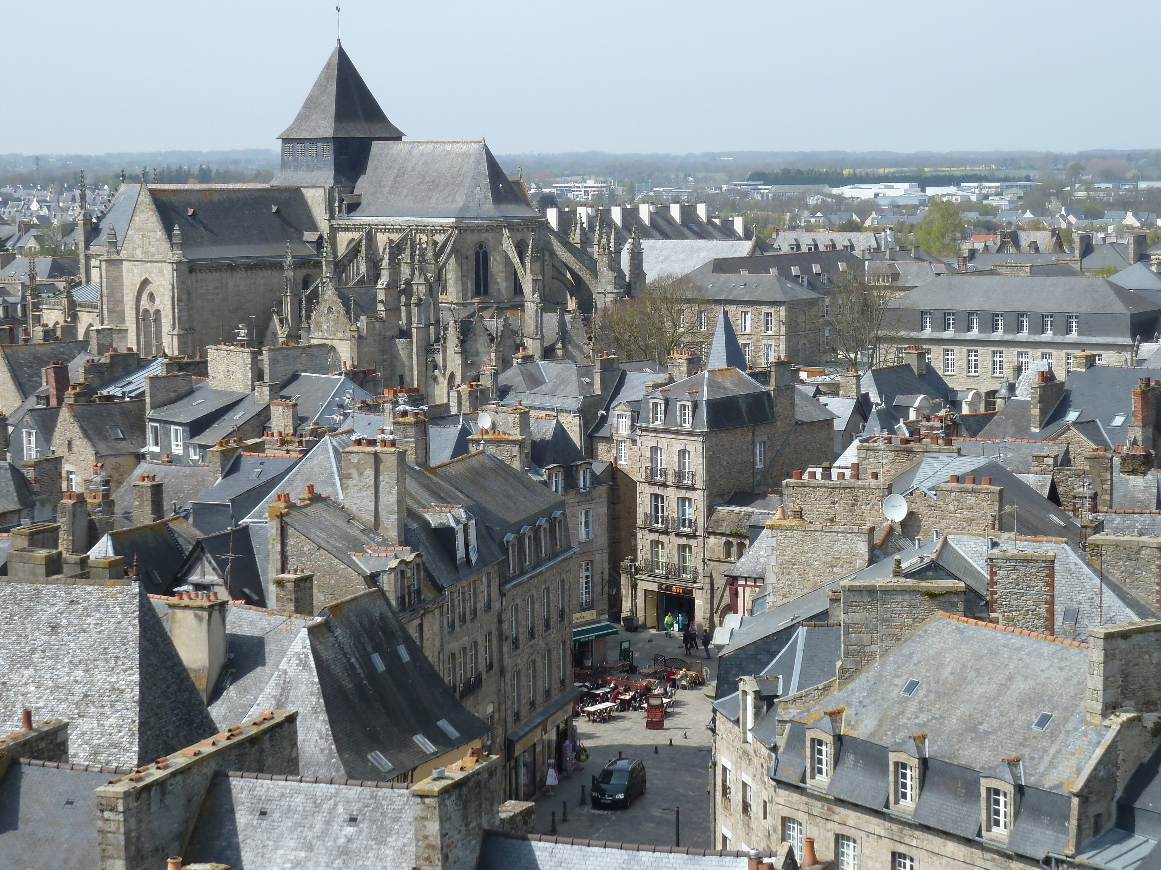 Picture France Dinan Dinan clock tower 2010-04 24 - Around Dinan clock tower