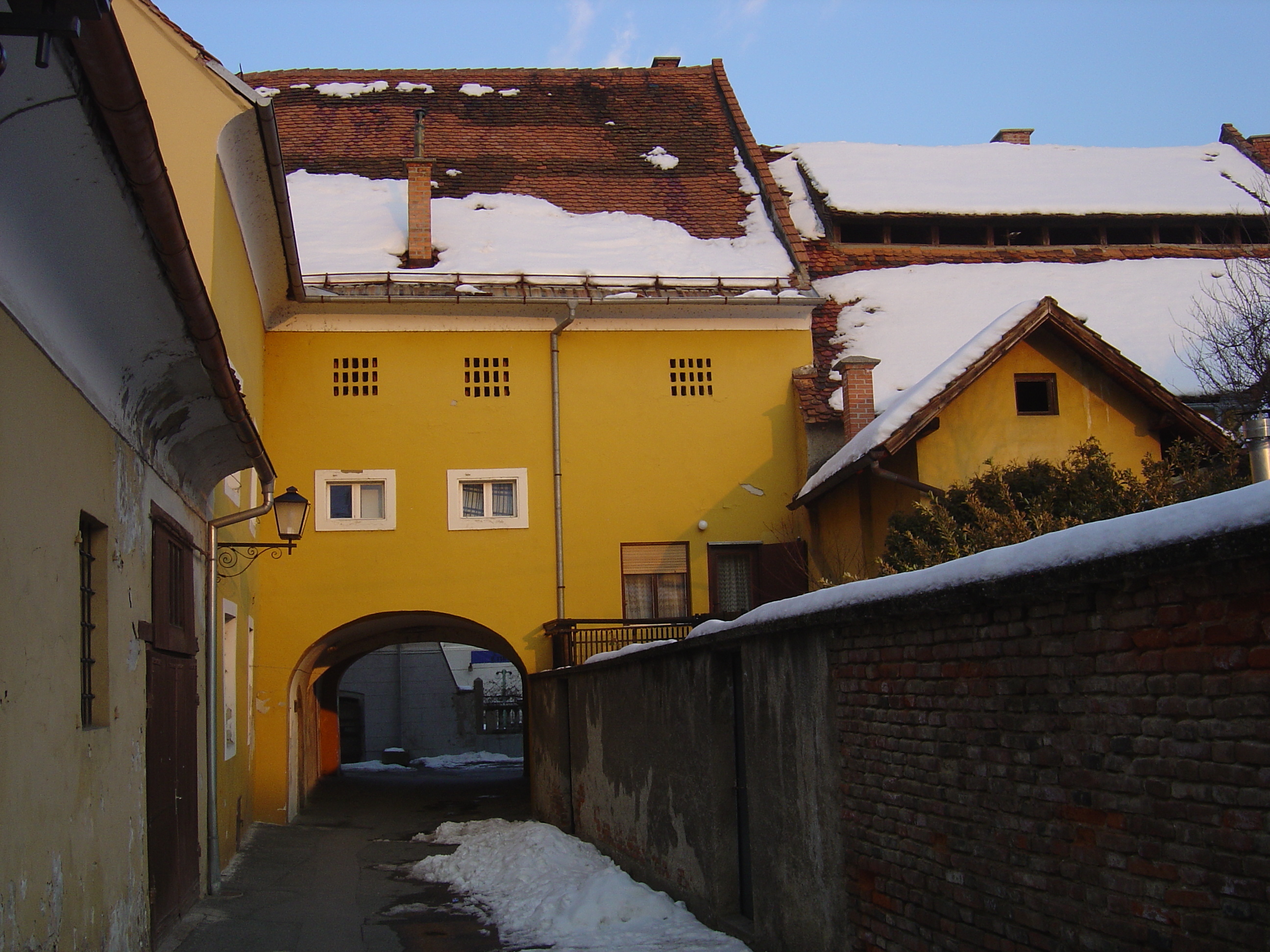 Picture Slovenia Ptuj 2005-03 17 - Around Ptuj