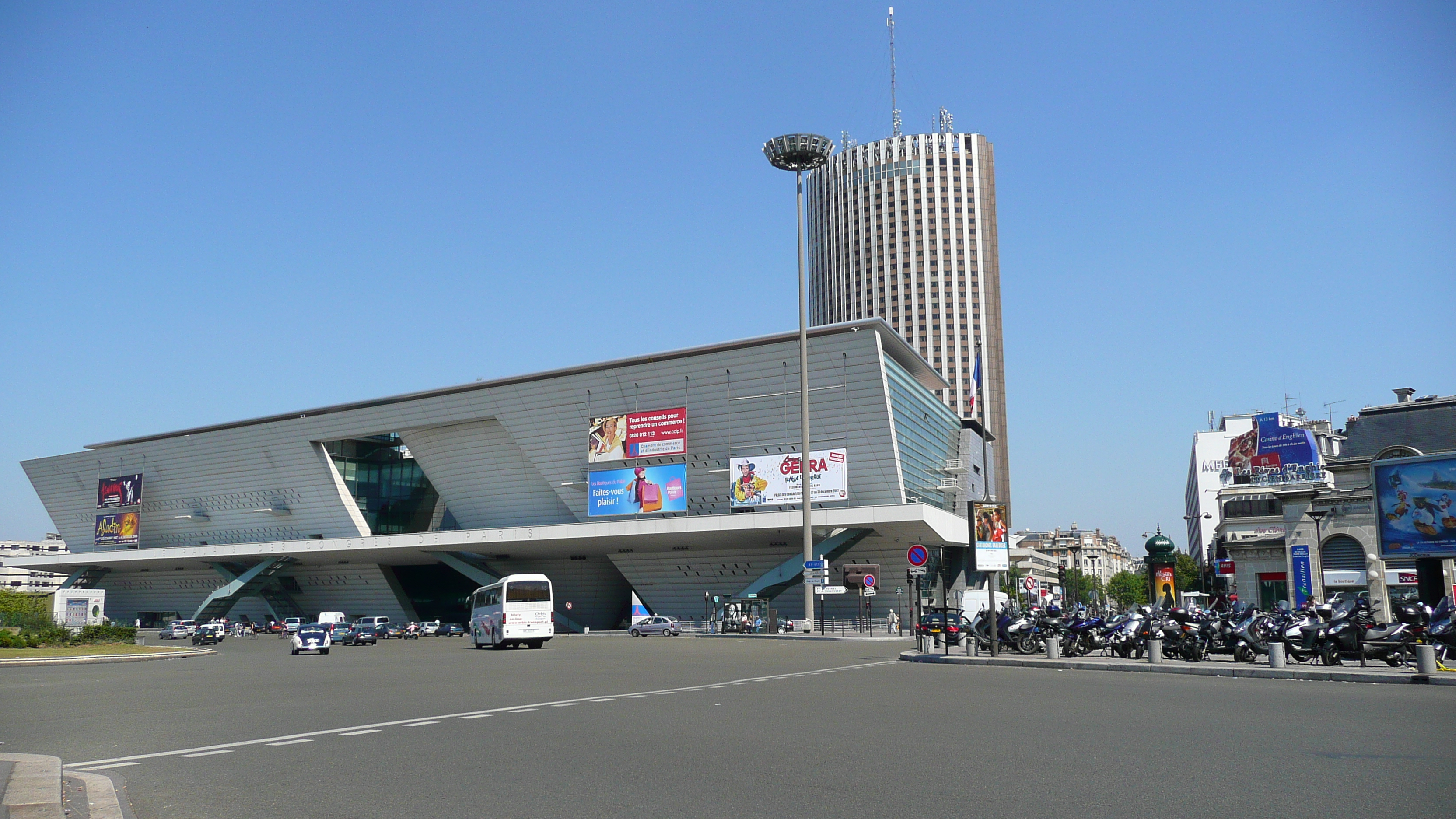 Picture France Paris Porte Maillot 2007-08 2 - History Porte Maillot