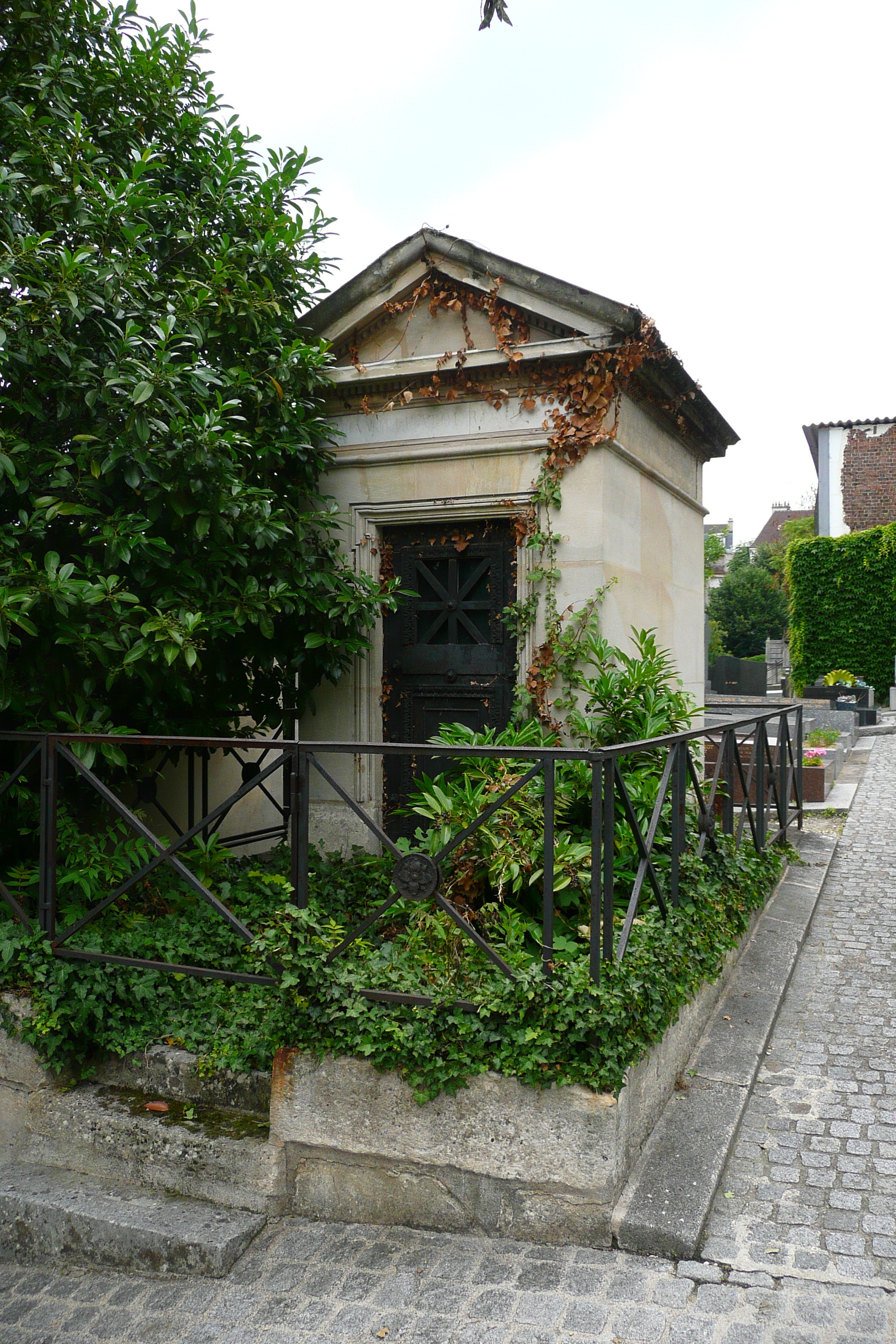 Picture France Paris St. Vincent Cemetery 2007-06 7 - History St. Vincent Cemetery