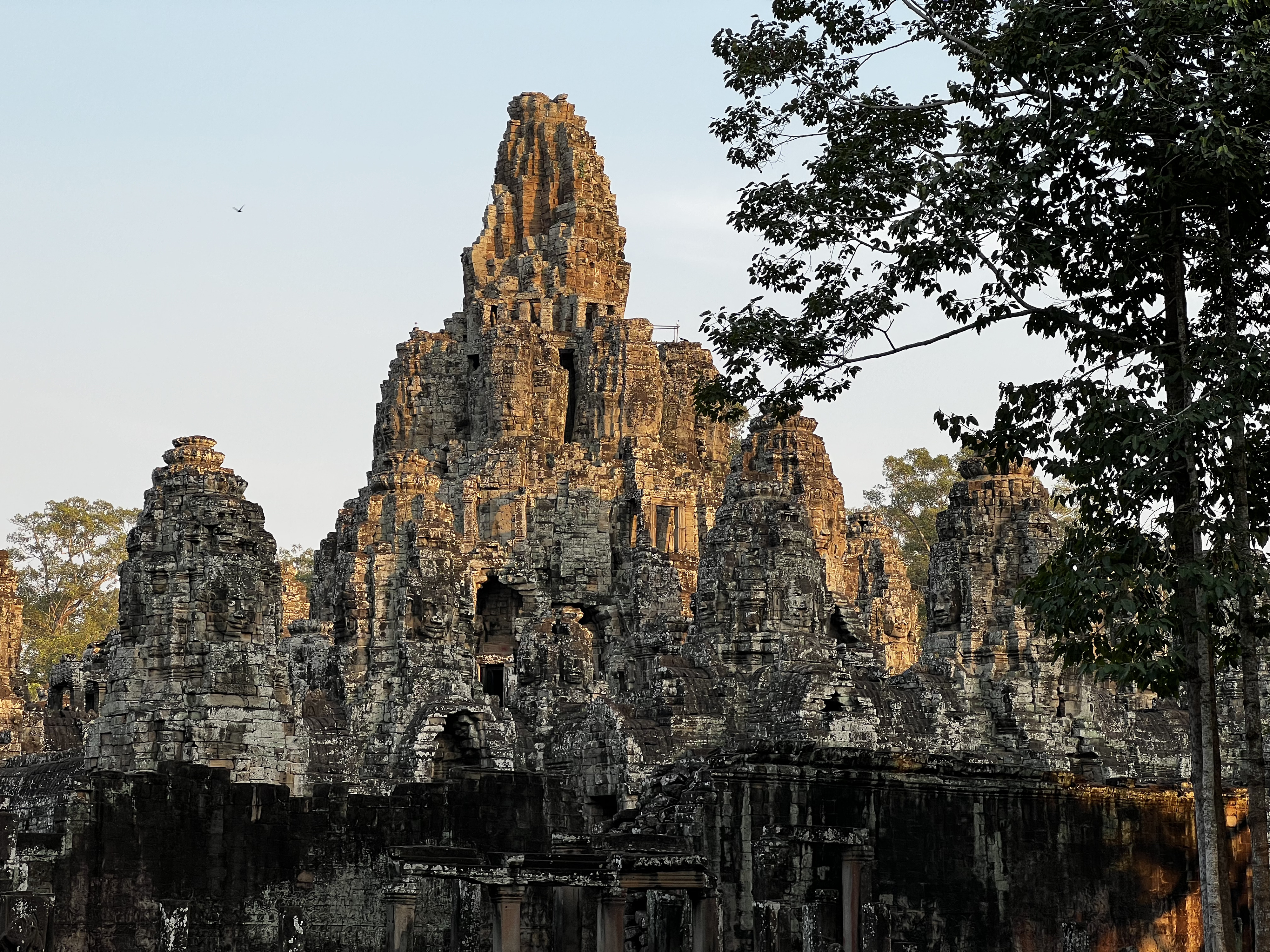 Picture Cambodia Siem Reap Bayon 2023-01 43 - Center Bayon