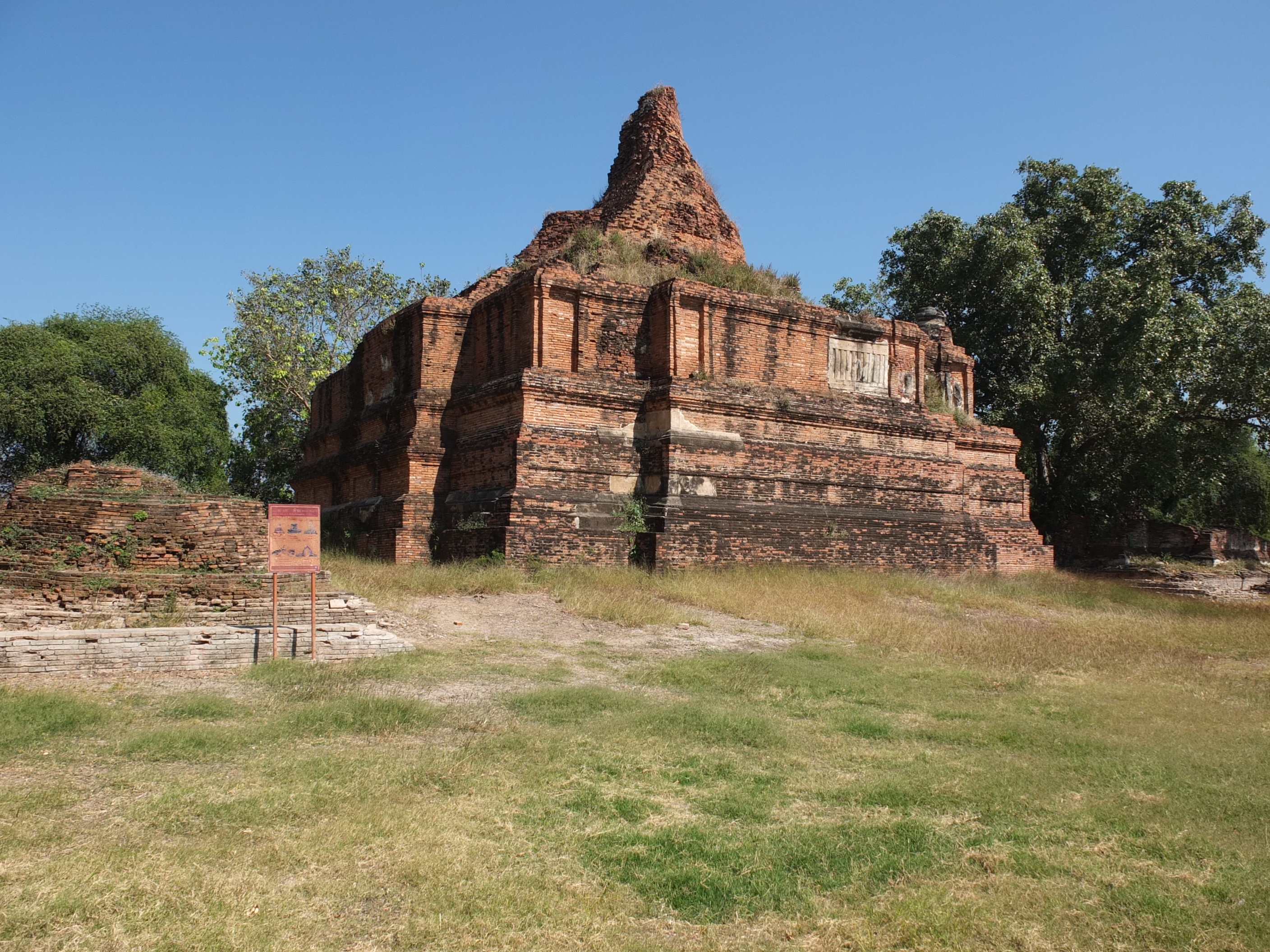 Picture Thailand Ayutthaya 2011-12 64 - Center Ayutthaya