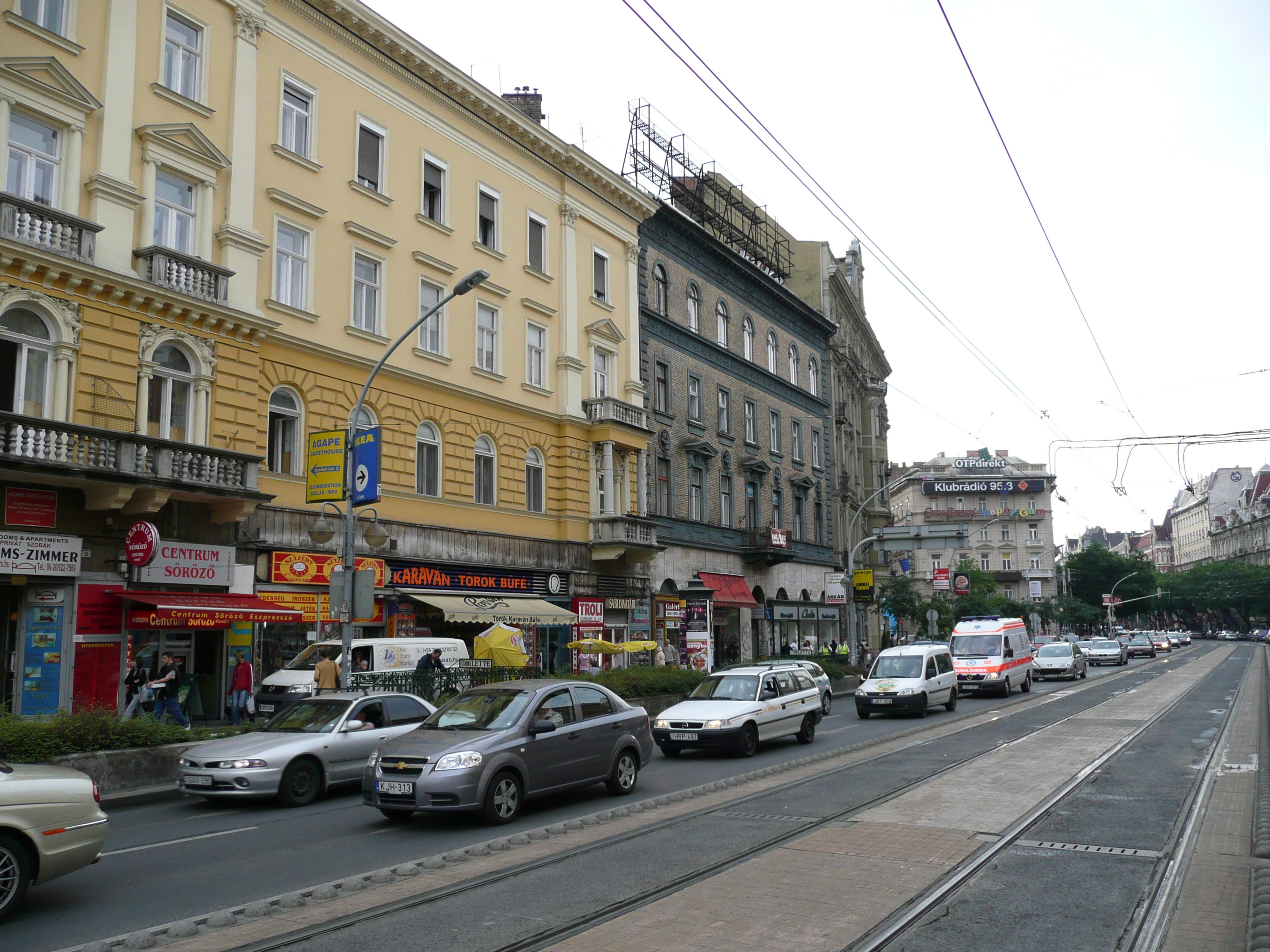 Picture Hungary Budapest Central Budapest 2007-06 54 - Around Central Budapest