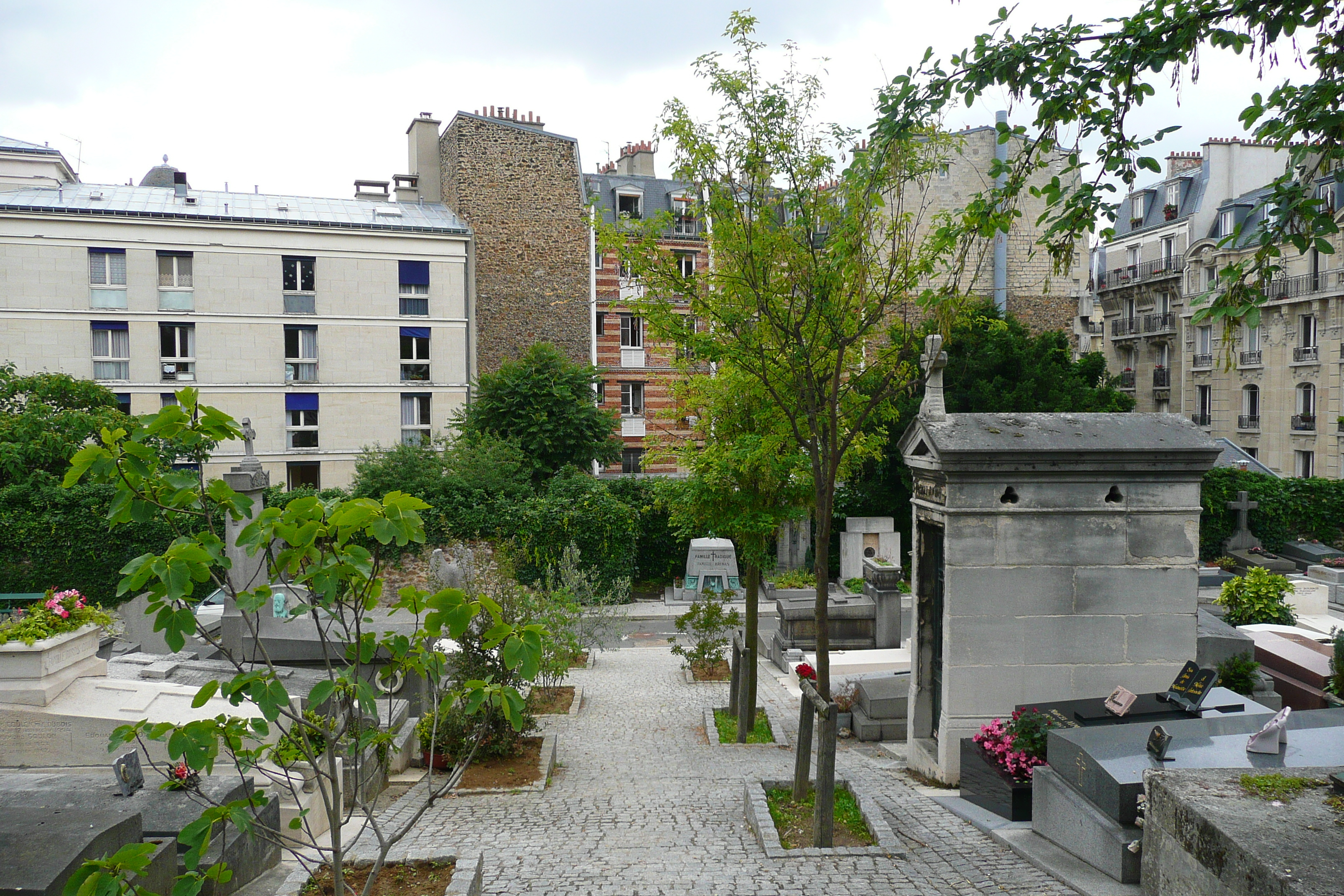 Picture France Paris St. Vincent Cemetery 2007-06 18 - History St. Vincent Cemetery