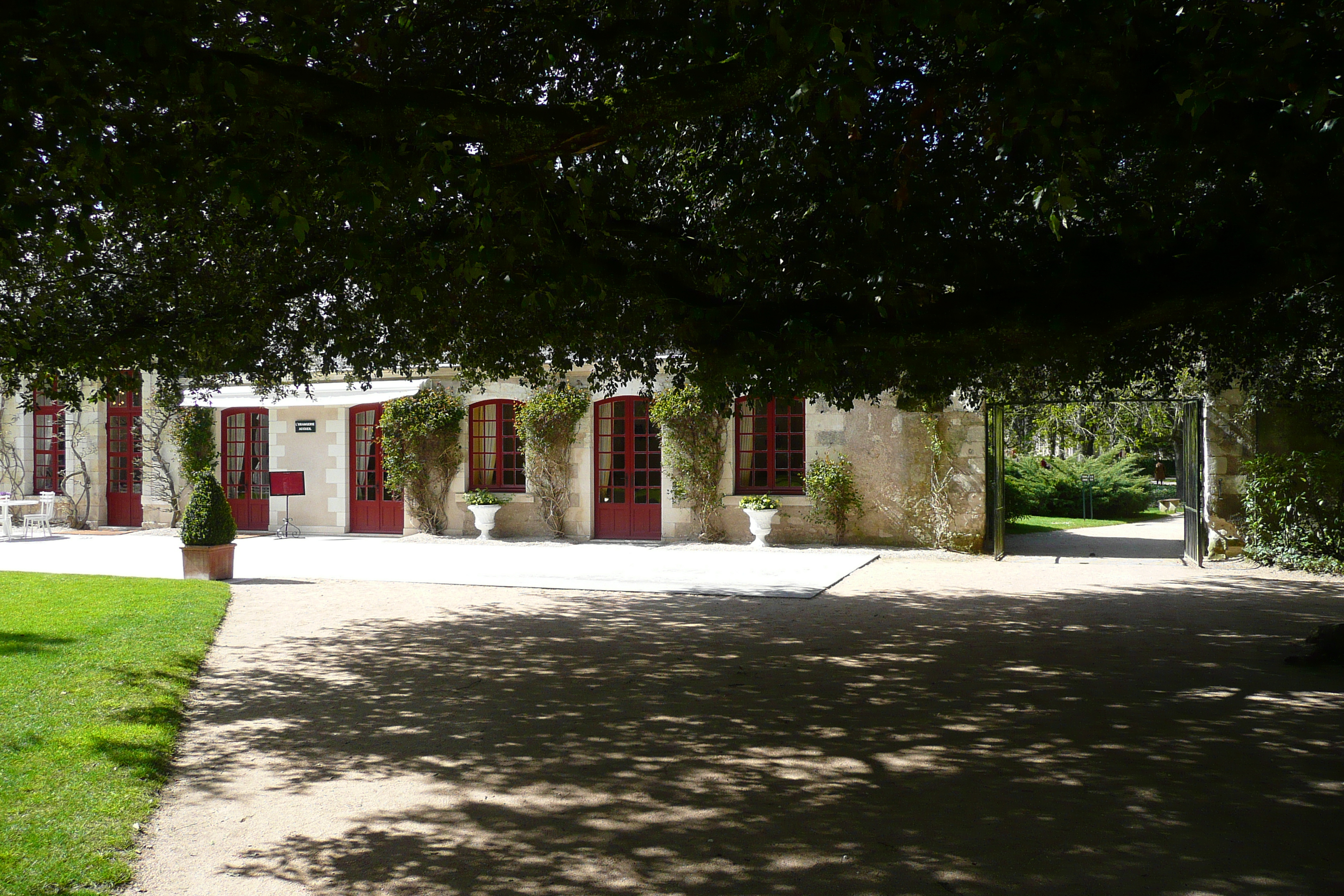 Picture France Chenonceau Castle Gardens of Chenonceau 2008-04 13 - History Gardens of Chenonceau