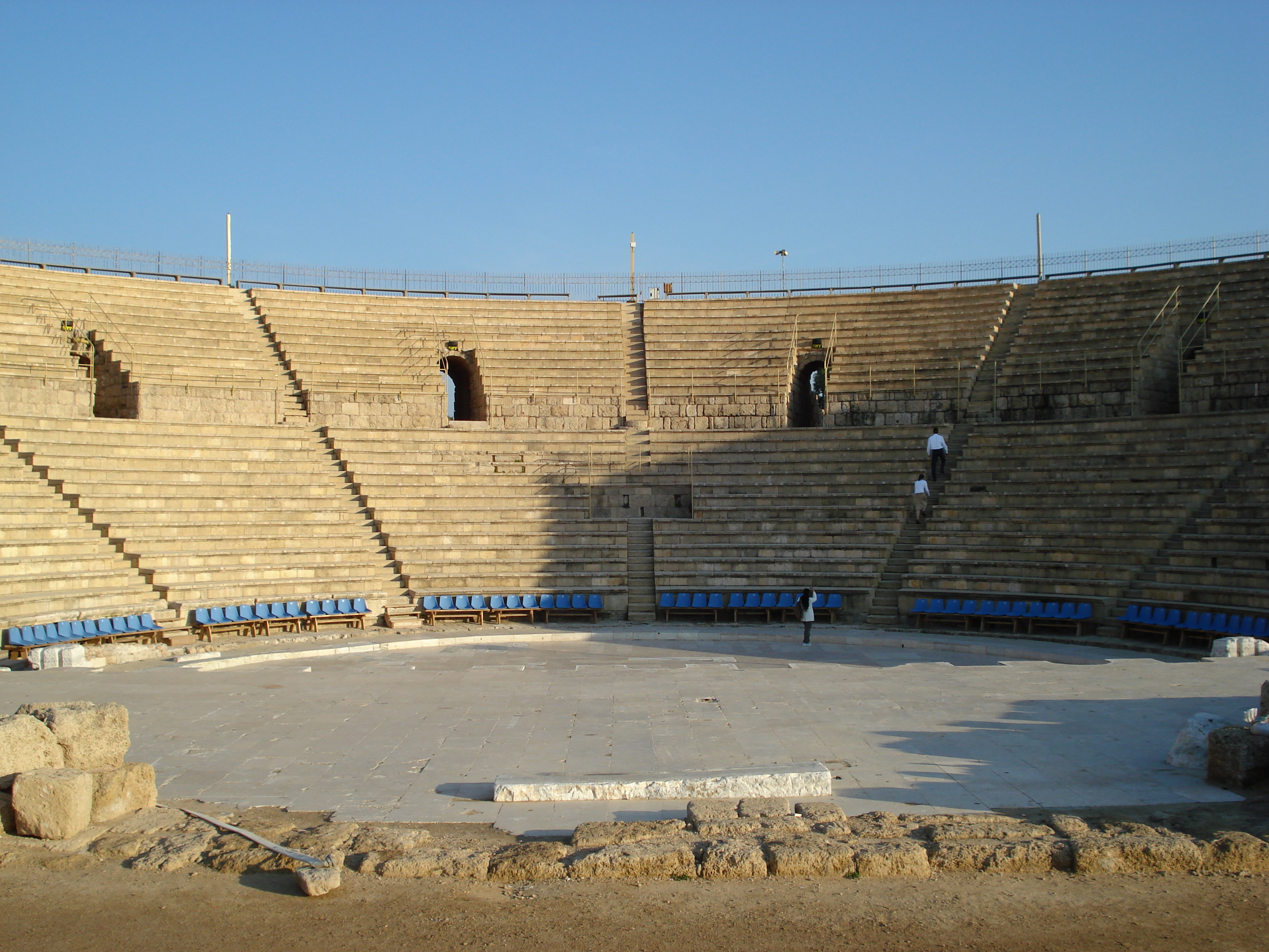 Picture Israel Caesarea 2006-12 86 - Recreation Caesarea