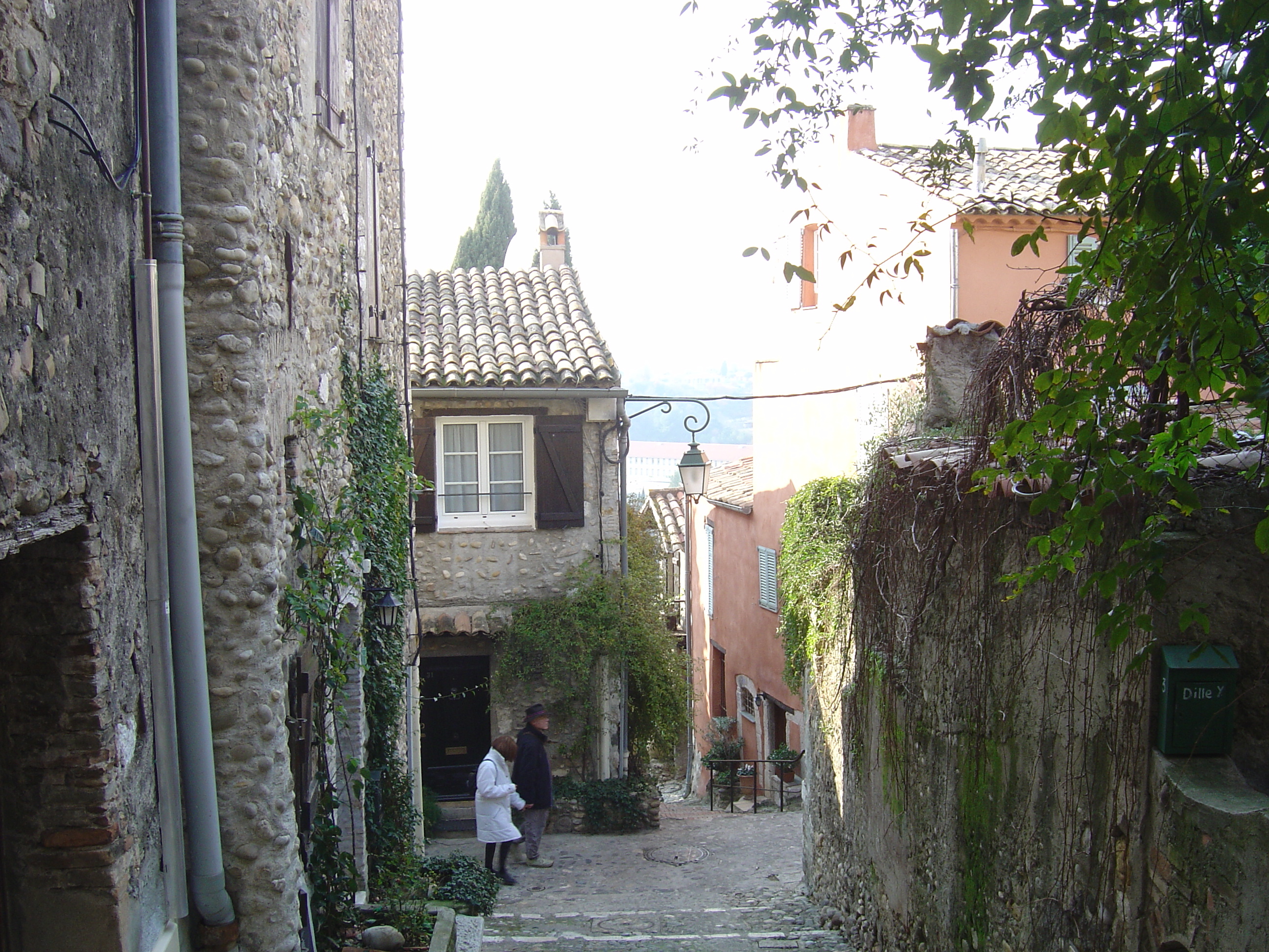 Picture France Les Hauts de Cagnes 2006-01 16 - Tour Les Hauts de Cagnes