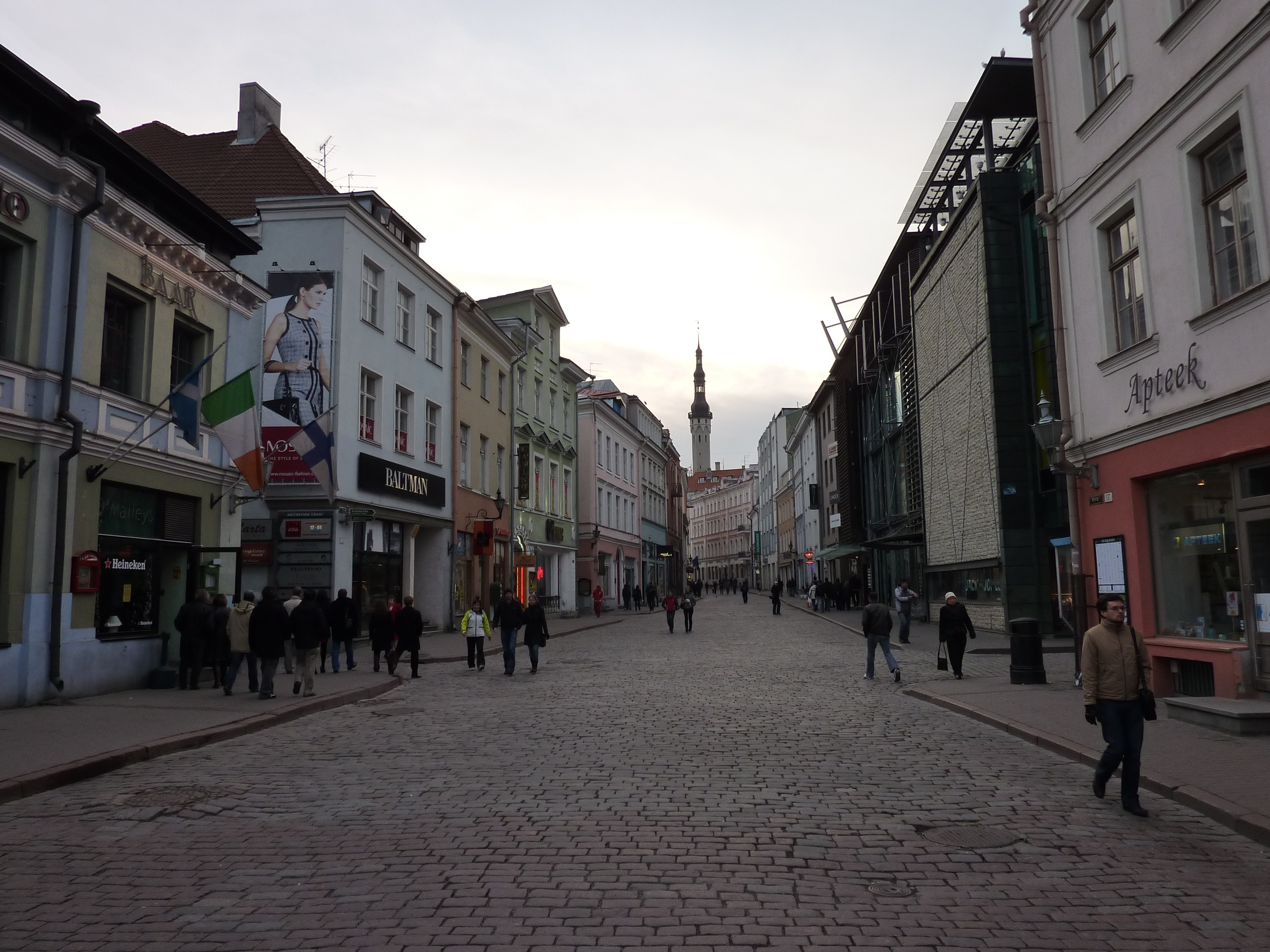 Picture Estonia Tallinn Old Tallinn 2009-04 11 - Around Old Tallinn