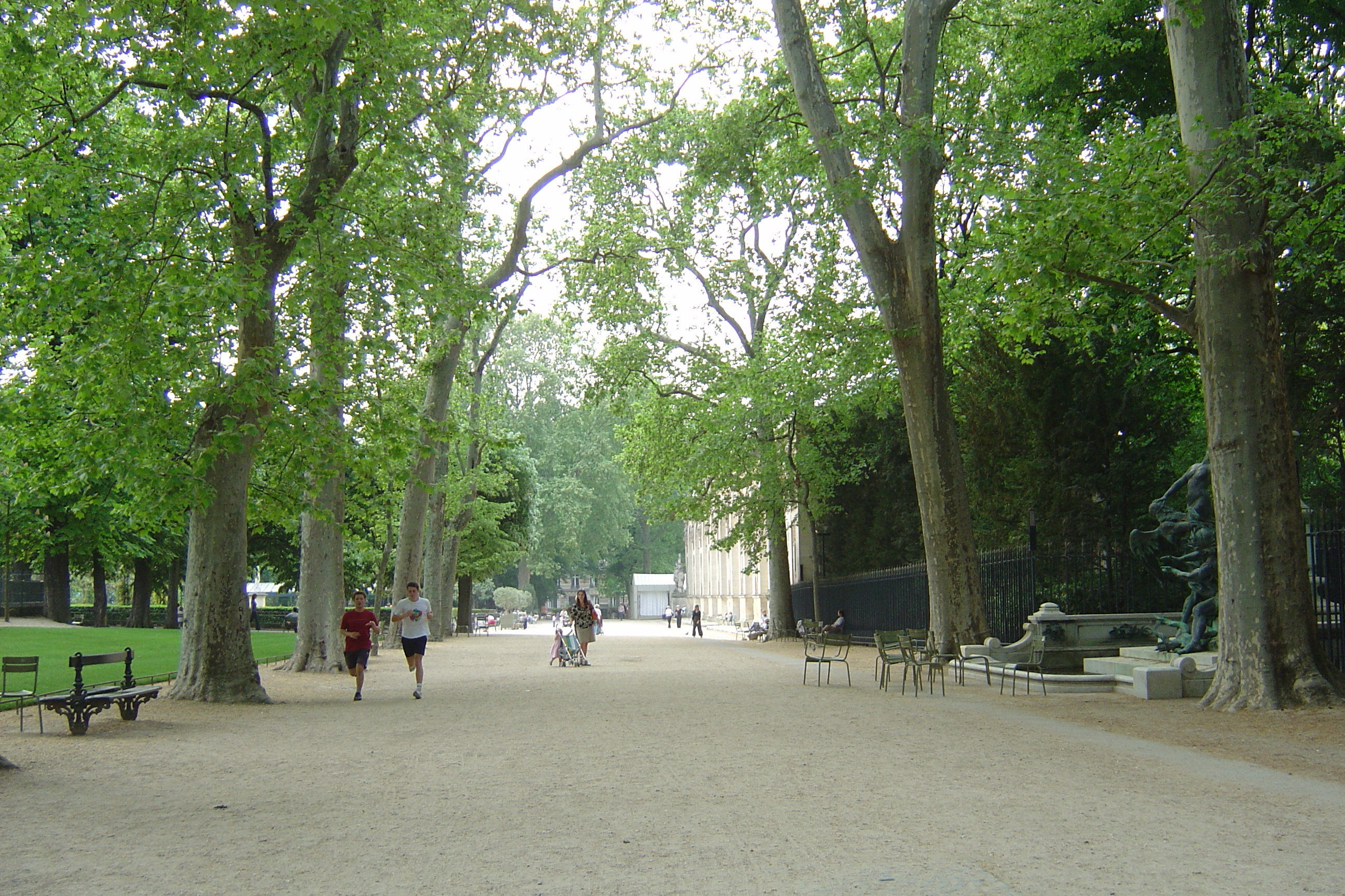 Picture France Paris Luxembourg Garden 2007-04 143 - Around Luxembourg Garden