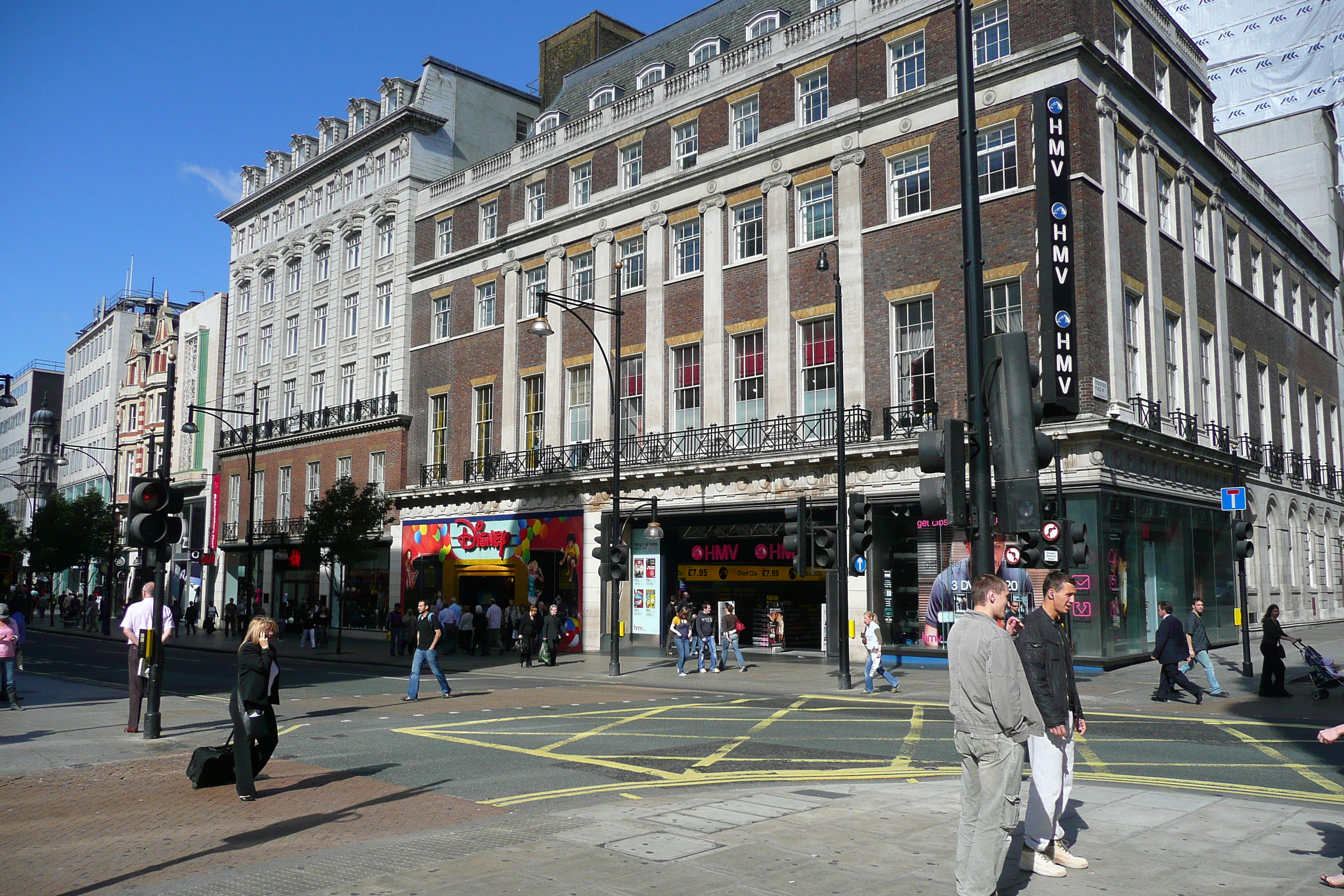 Picture United Kingdom London Oxford Street 2007-09 29 - Around Oxford Street