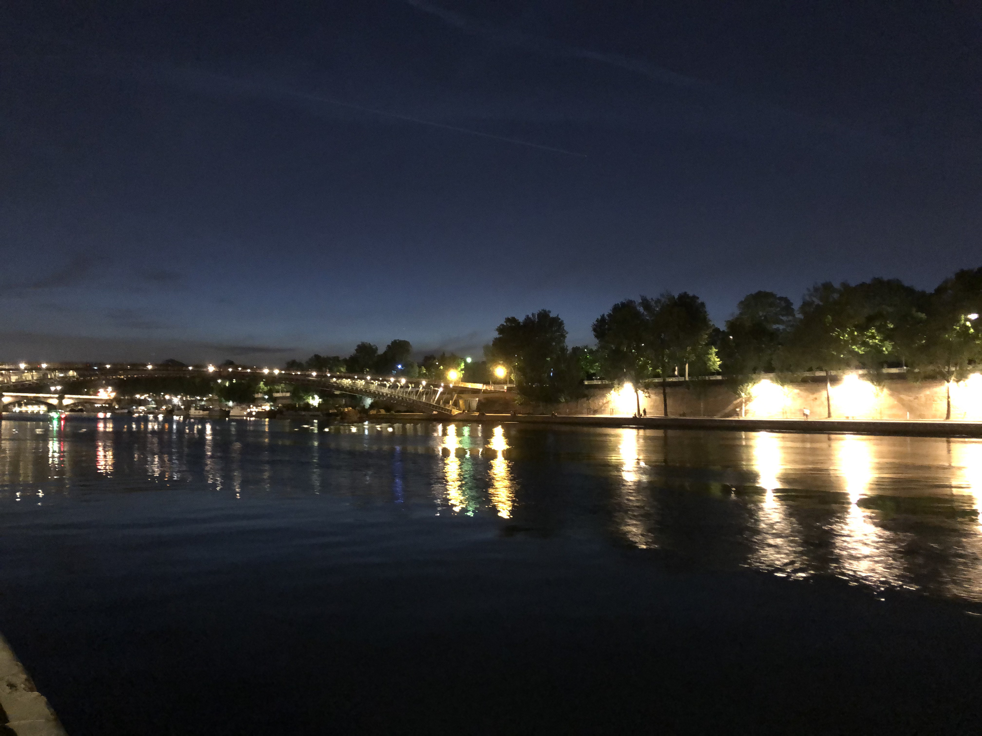 Picture France Paris La seine banks 2020-06 0 - Around La seine banks