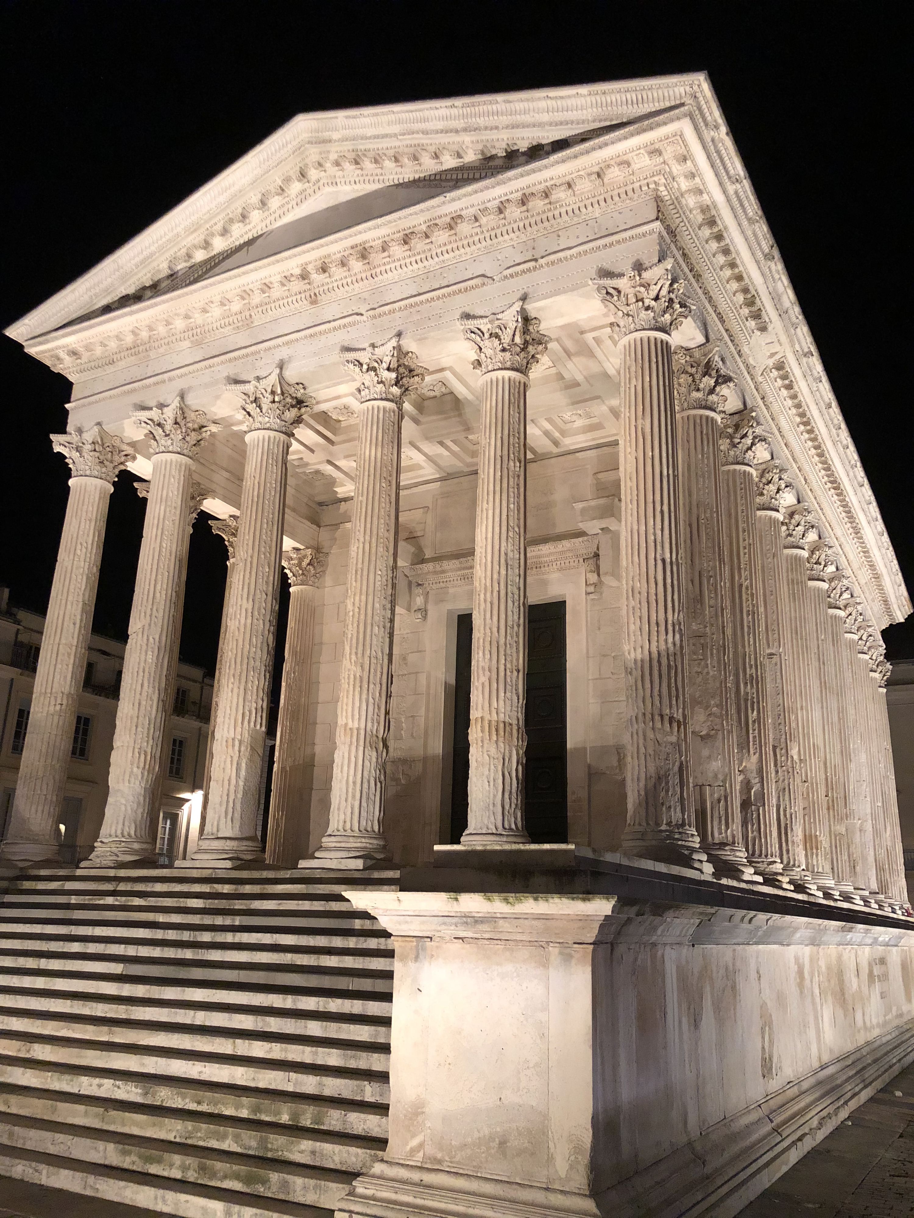 Picture France Nimes 2018-02 39 - Tours Nimes