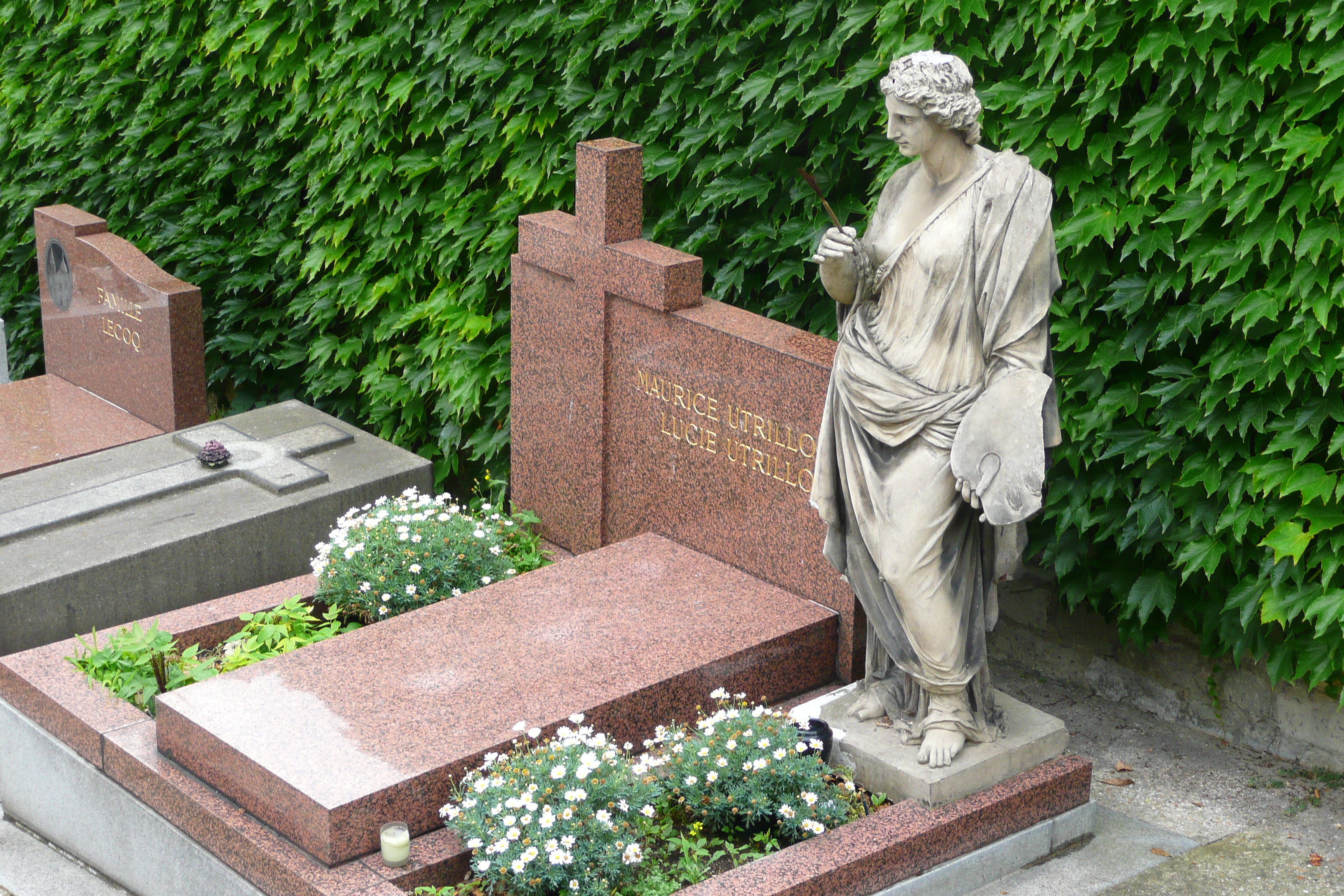 Picture France Paris St. Vincent Cemetery 2007-06 16 - Tour St. Vincent Cemetery