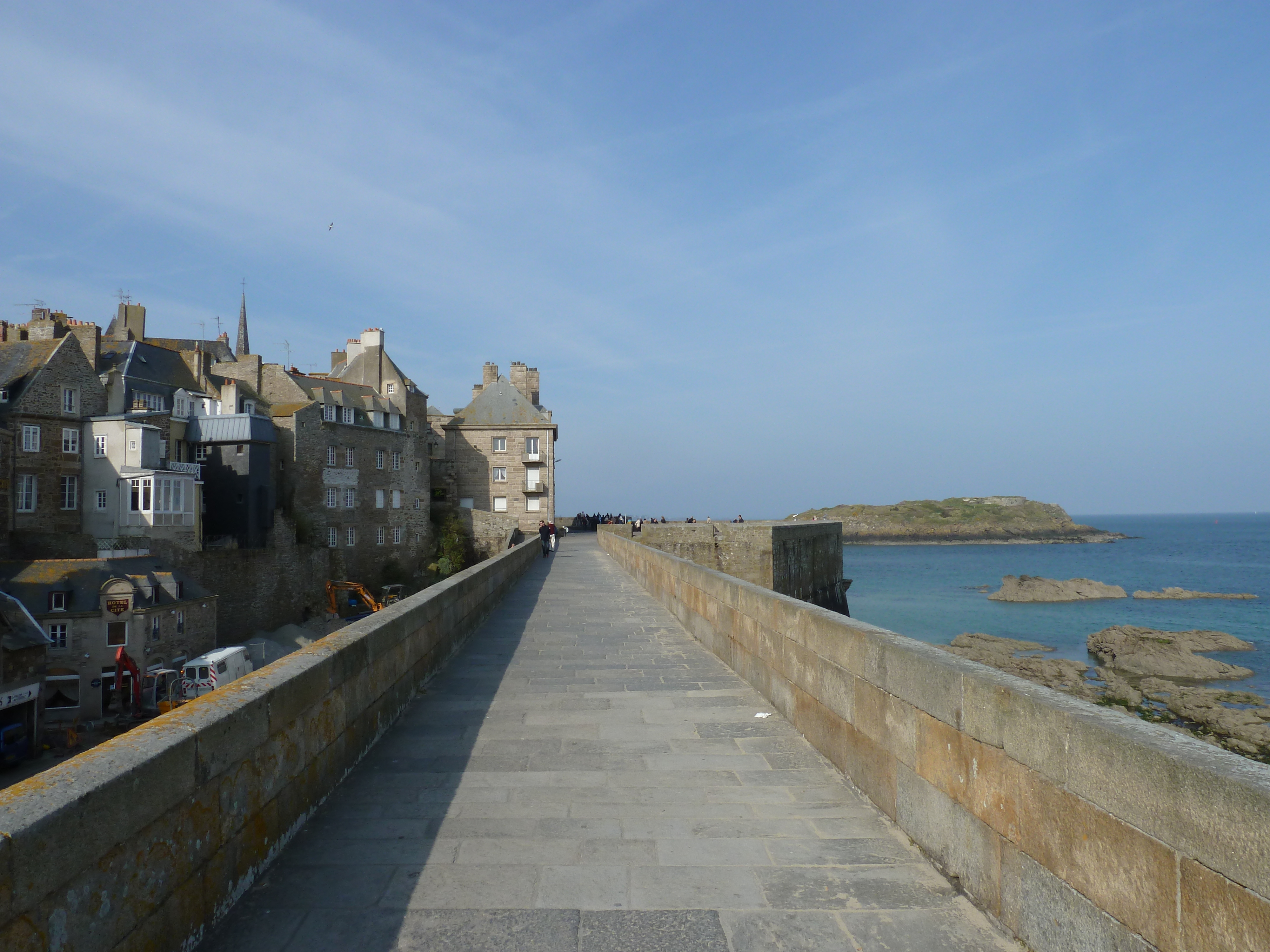 Picture France St Malo 2010-04 77 - Journey St Malo