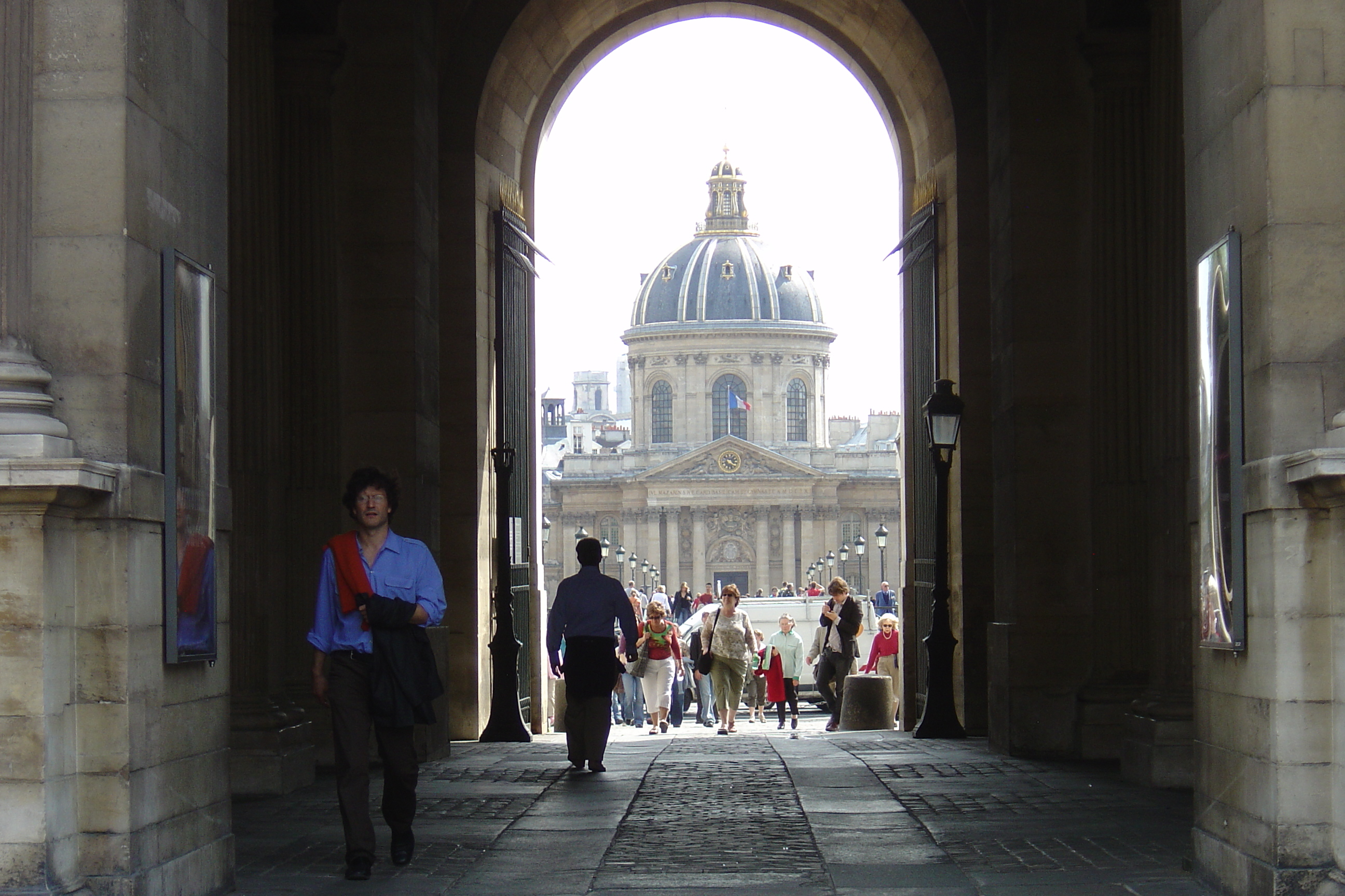 Picture France Paris Louvre 2007-05 101 - Center Louvre